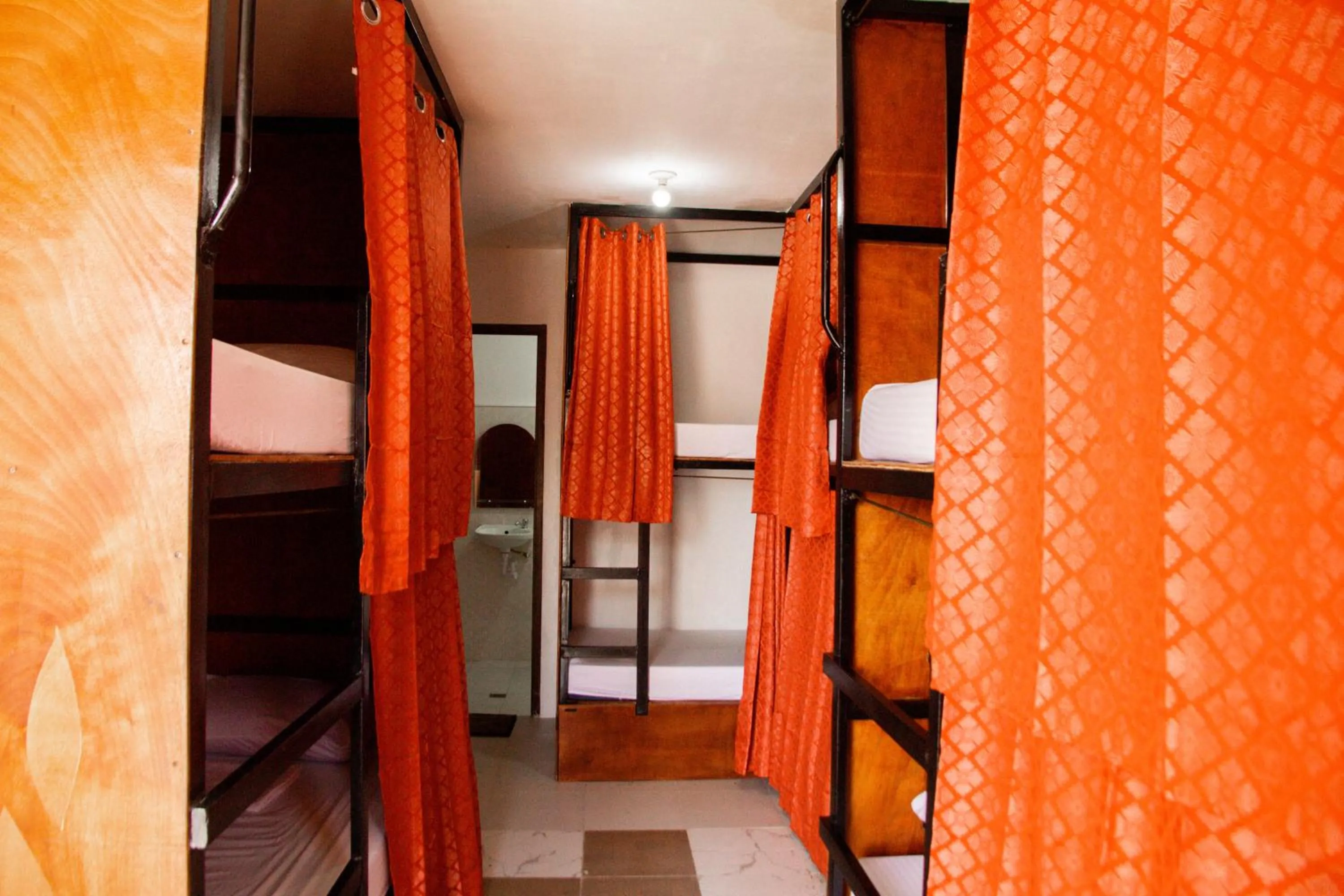 bunk bed, Bed in Moana Beach House
