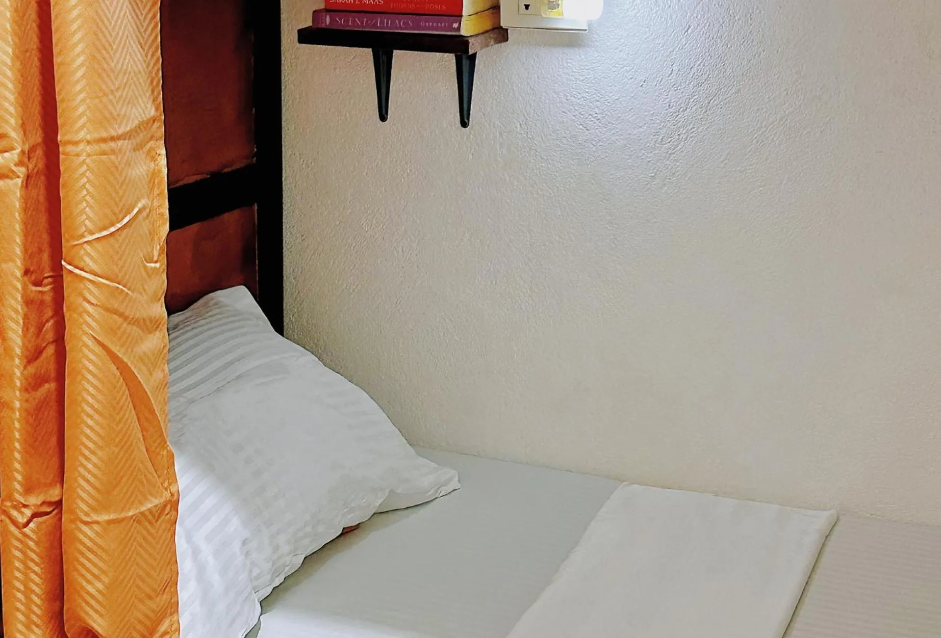 Bed in Moana Beach House