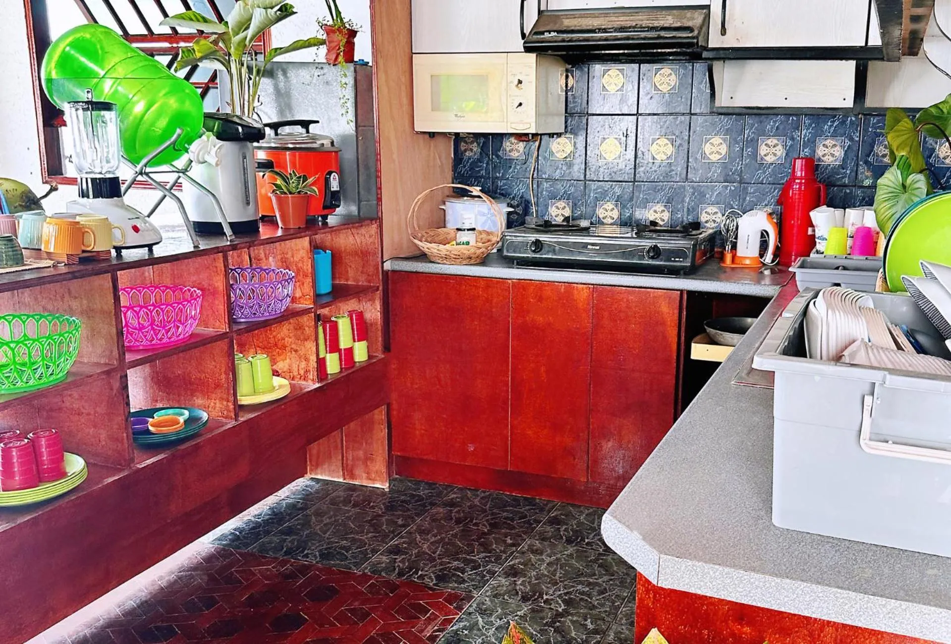 Kitchen or kitchenette in Moana Beach House