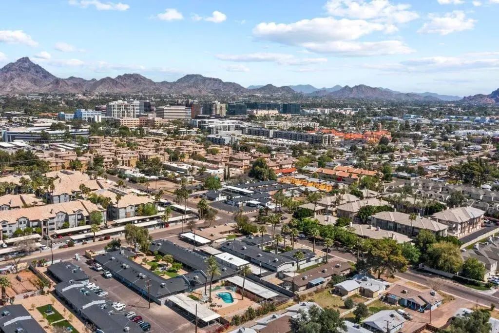 Viridian Biltmore Villa with Pool Viridian Biltmore Villa with Pool