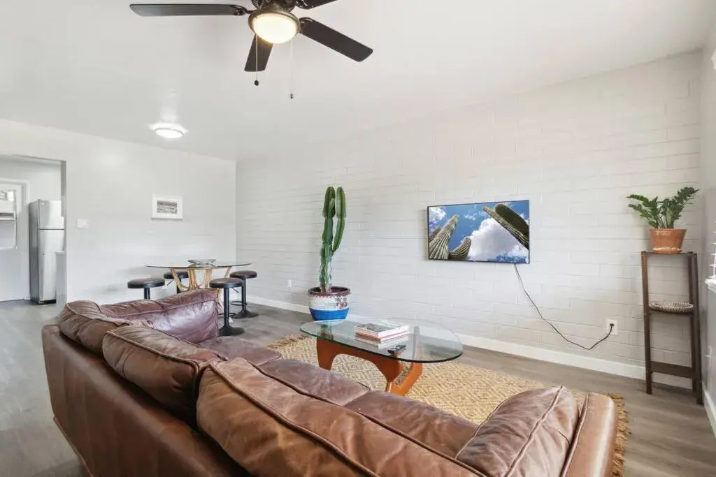 Viridian Biltmore Villa with Pool Viridian Biltmore Villa with Pool