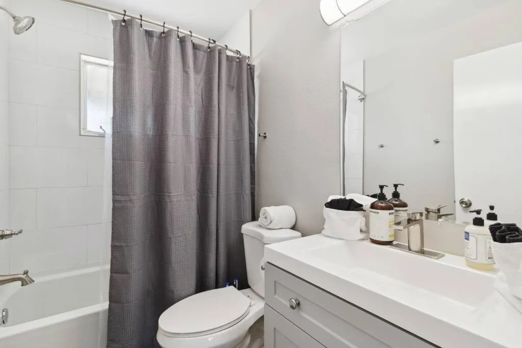 Viridian Biltmore Villa with Pool