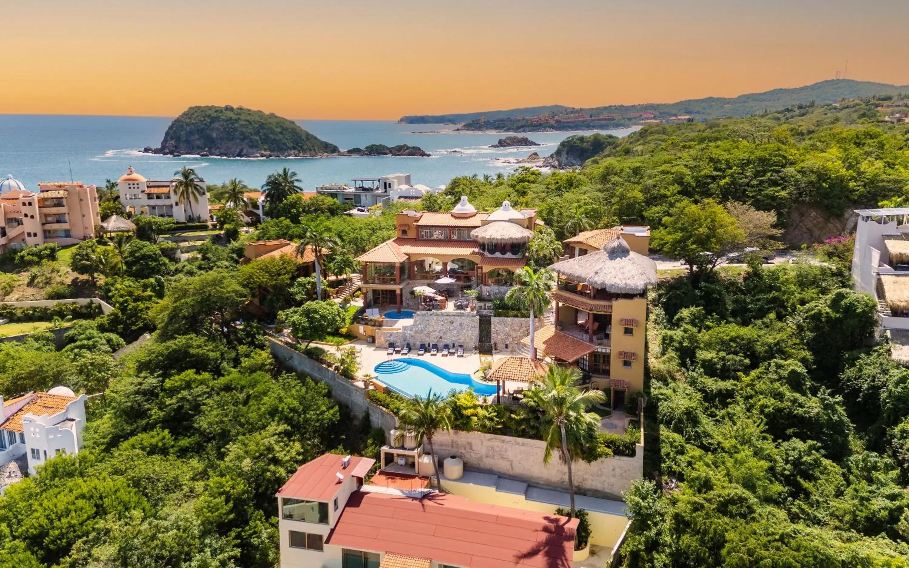 Property building in Casa Ceiba Huatulco - Adults Only Property building in Casa Ceiba Huatulco - Adults Only