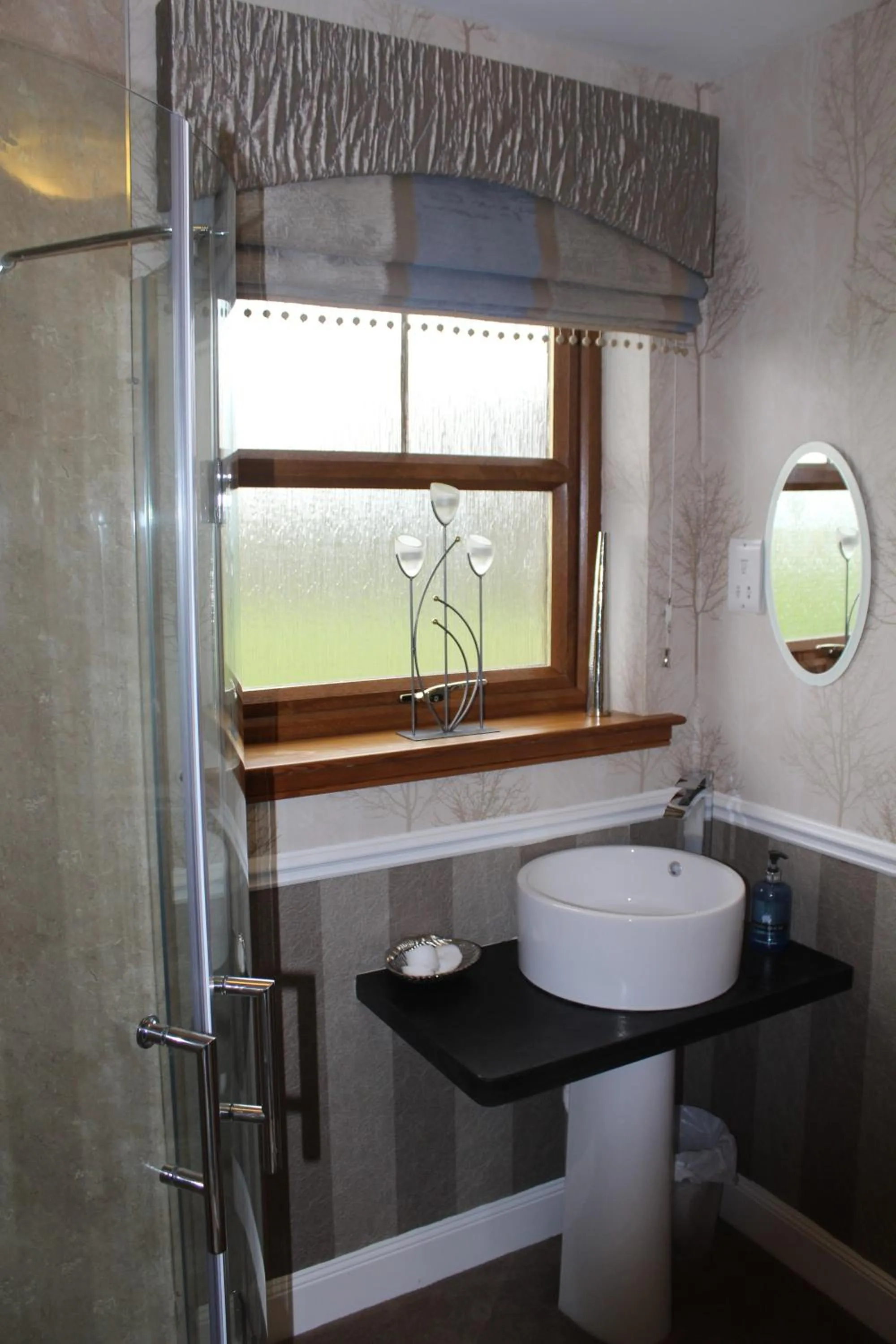 Bathroom in Valleyview House