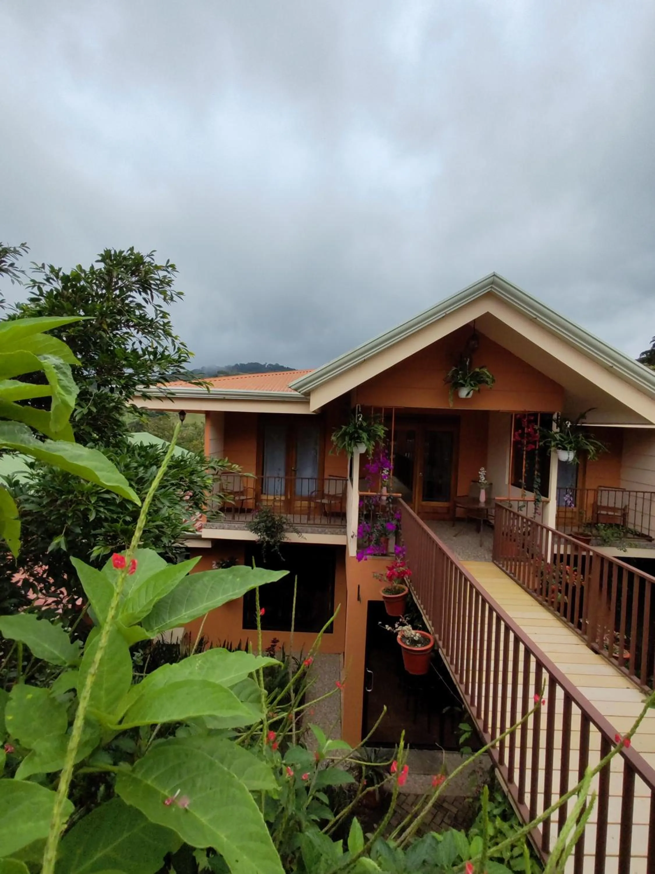 Property building in Mi Casa Su Casa Monteverde