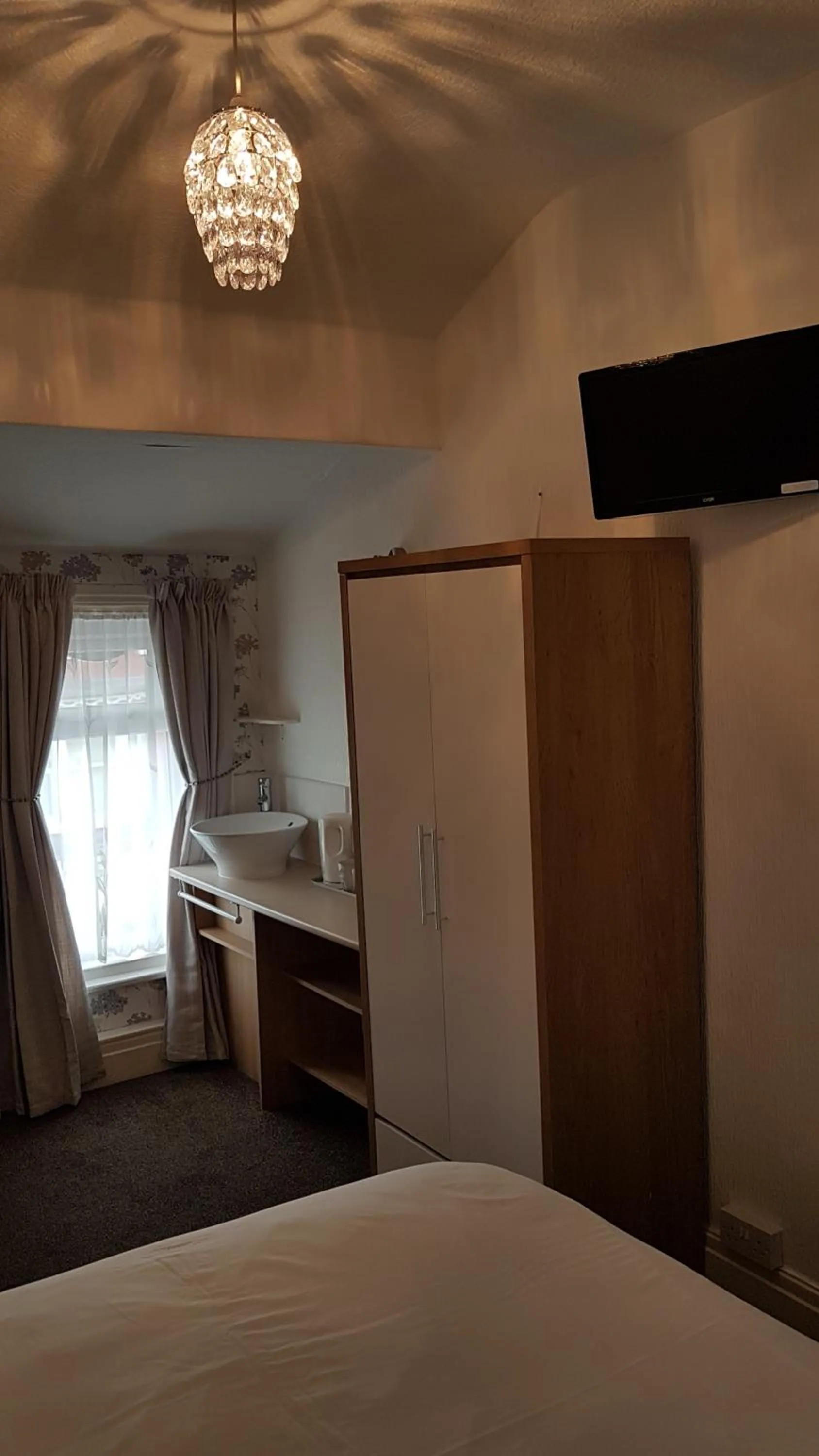 Street view, Bed in Blackpool Lodge