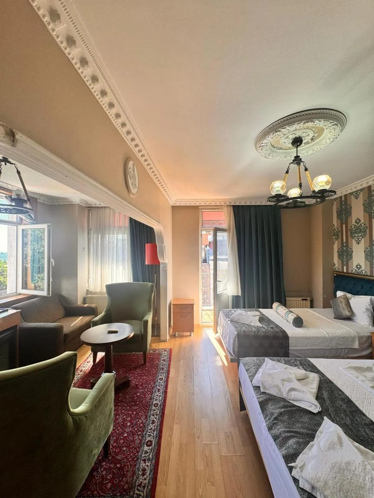 Photo of the whole room, Bed in GOLDEN PALACE SEA ViEW