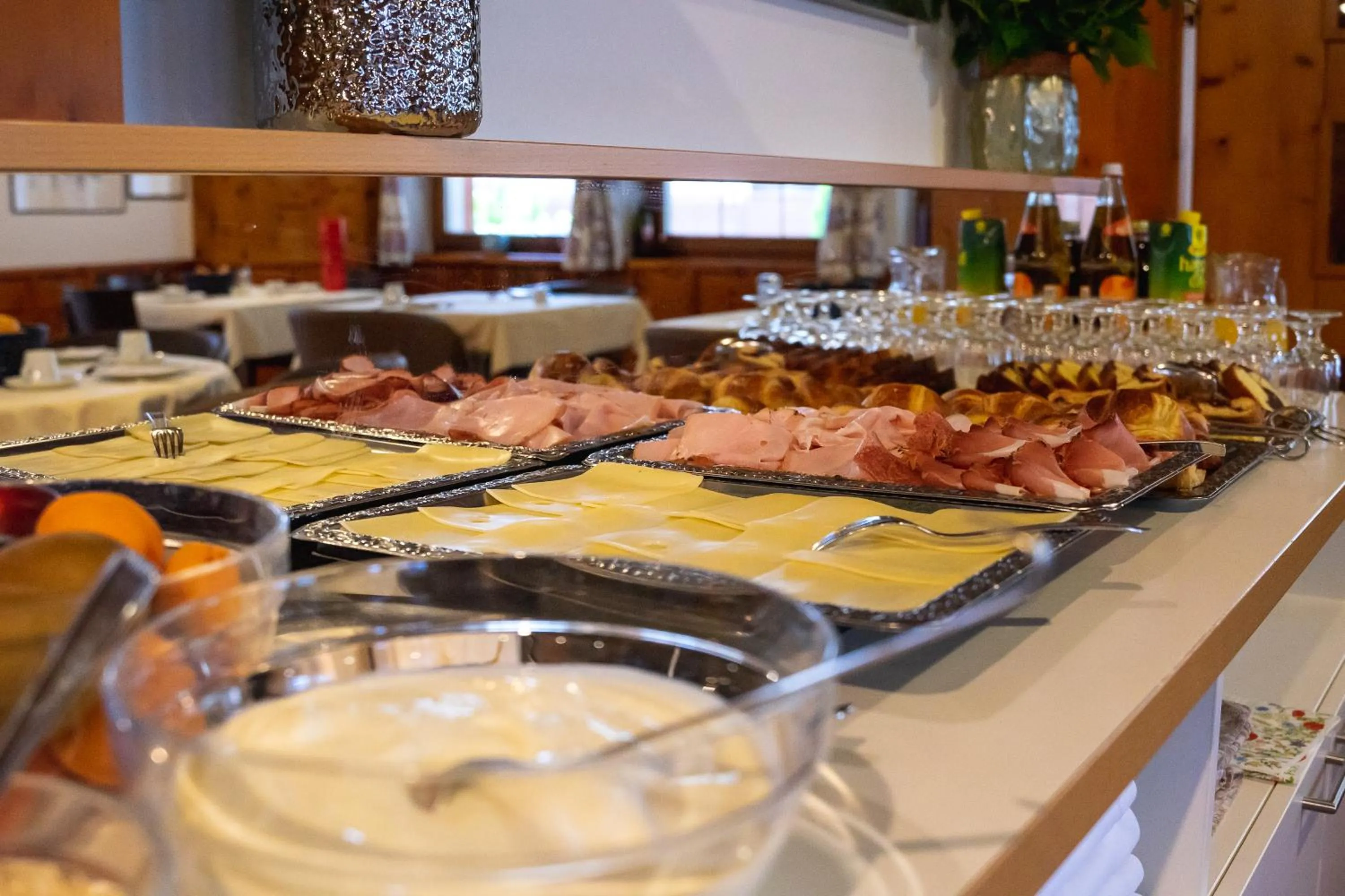 Food and drinks in Aparthotel Zum Schlössl