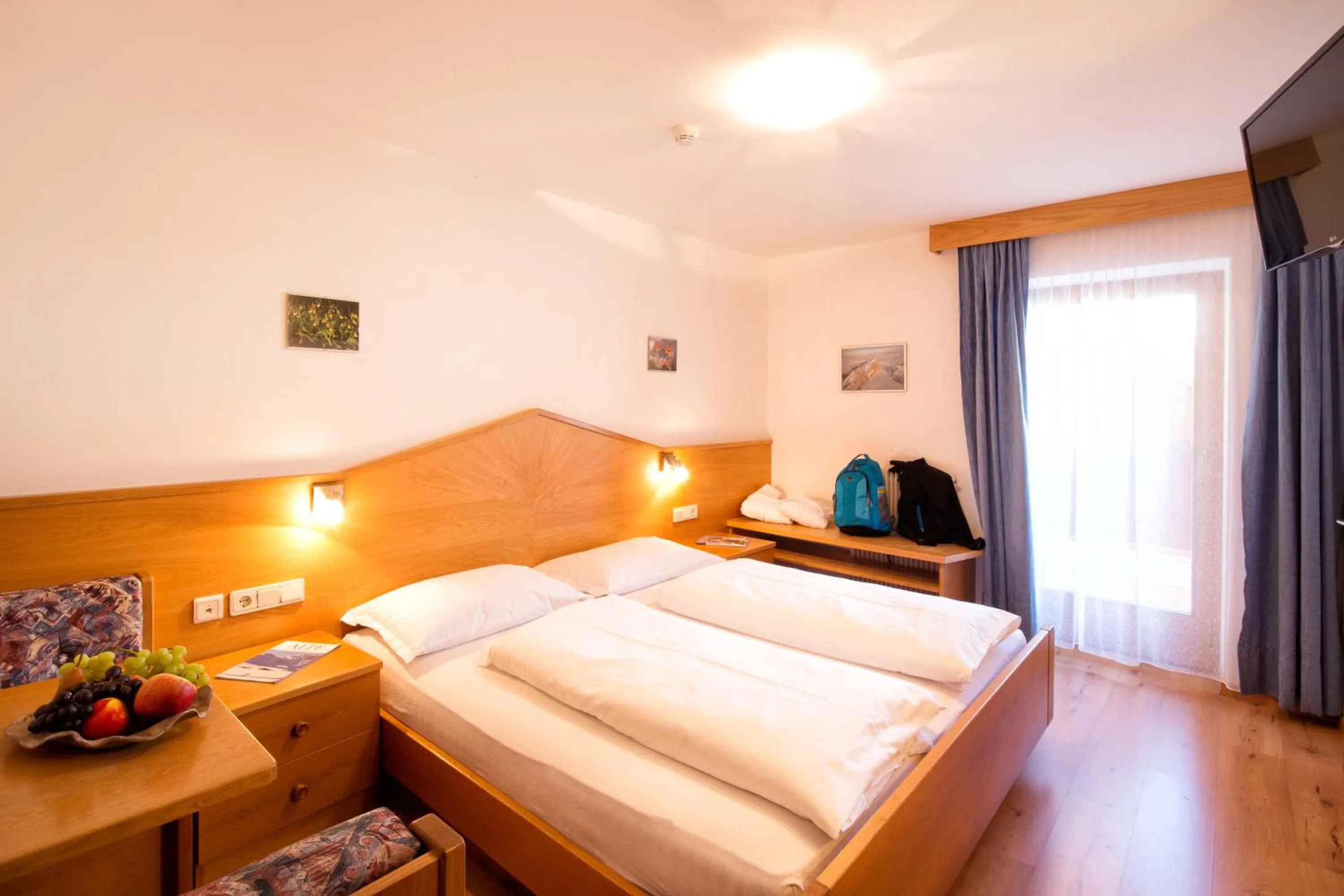 Photo of the whole room, Bed in Hotel Gasthof Kircher