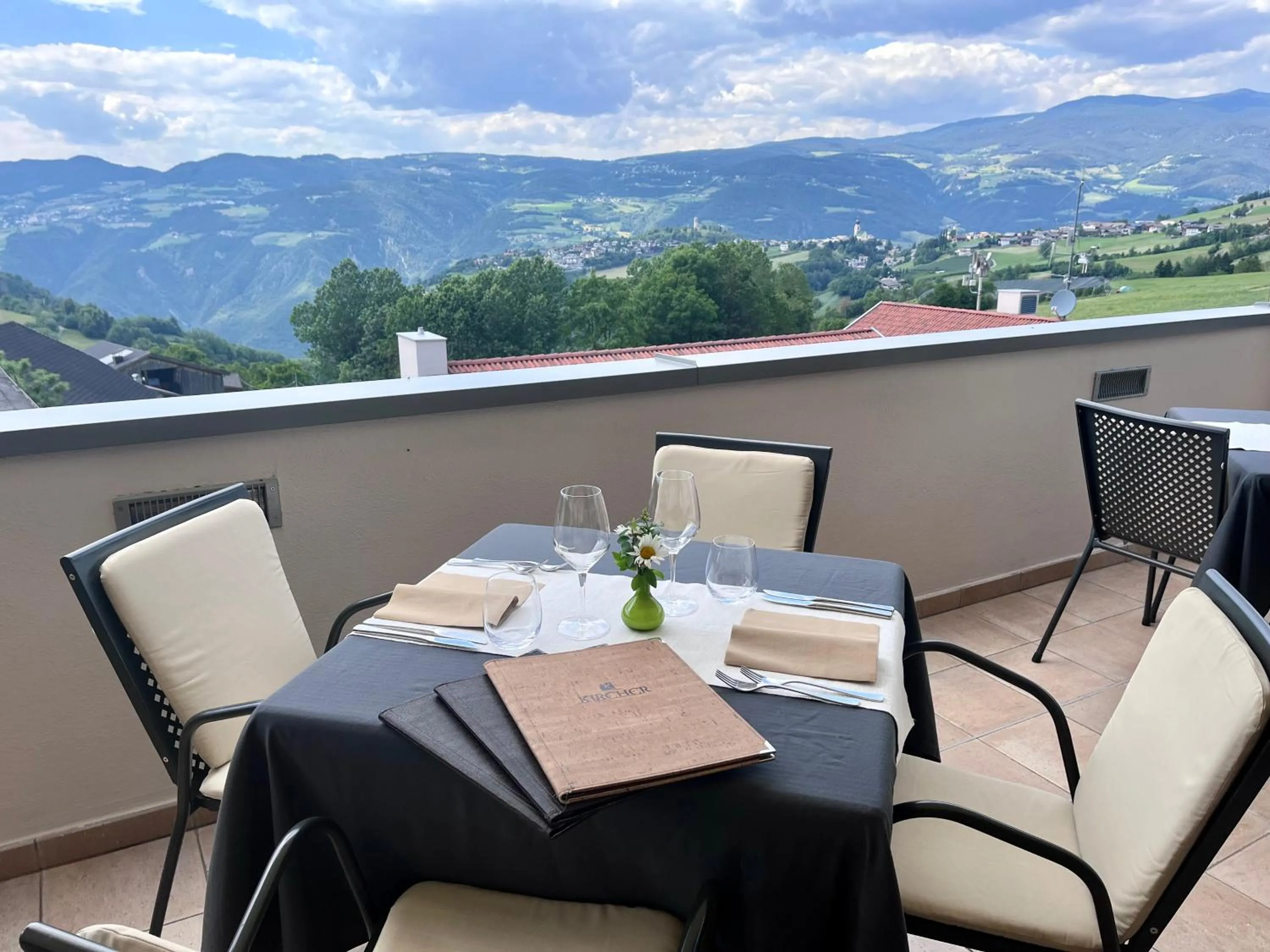 Restaurant/places to eat in Hotel Gasthof Kircher