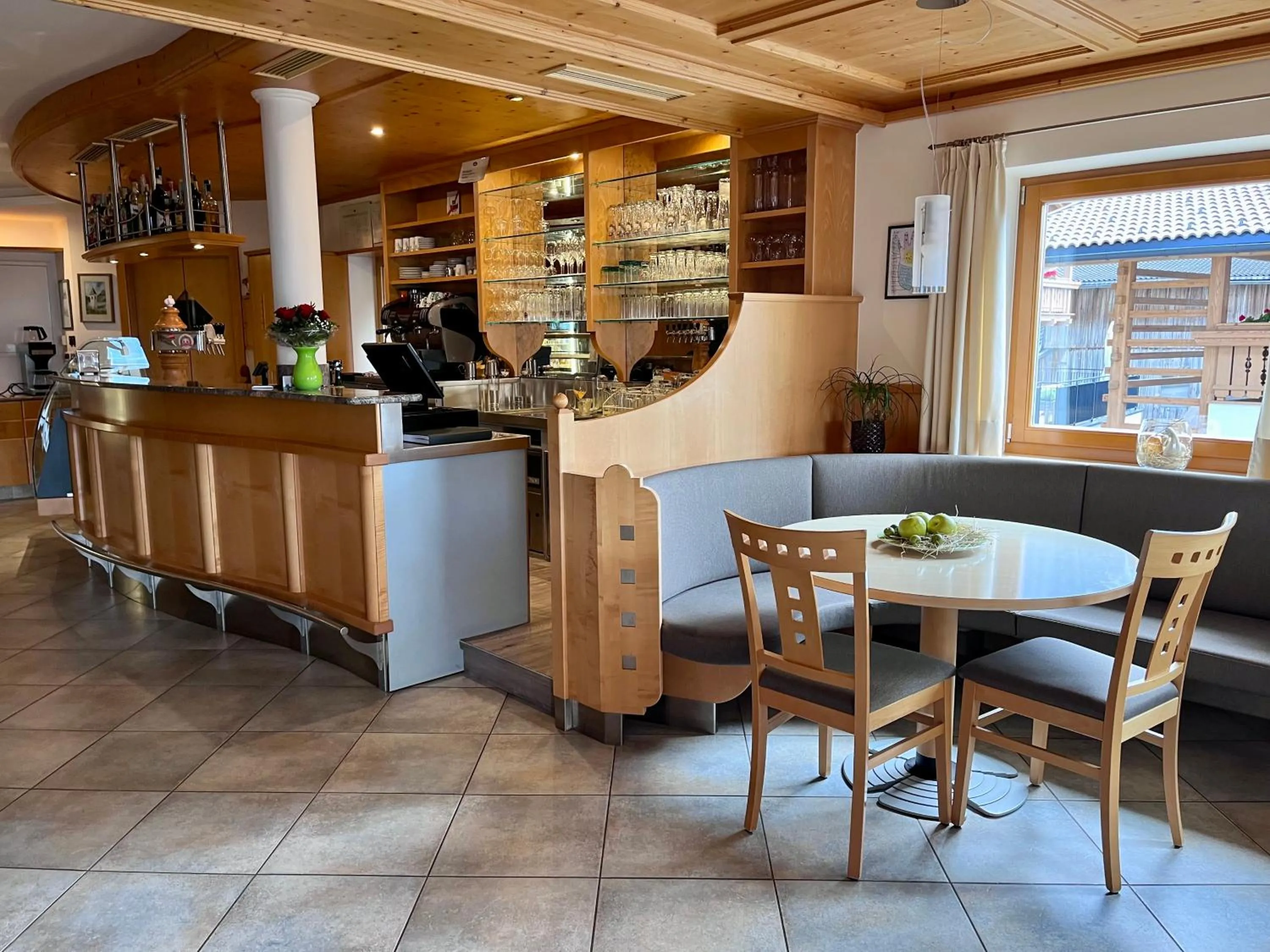 Restaurant/places to eat in Hotel Gasthof Kircher