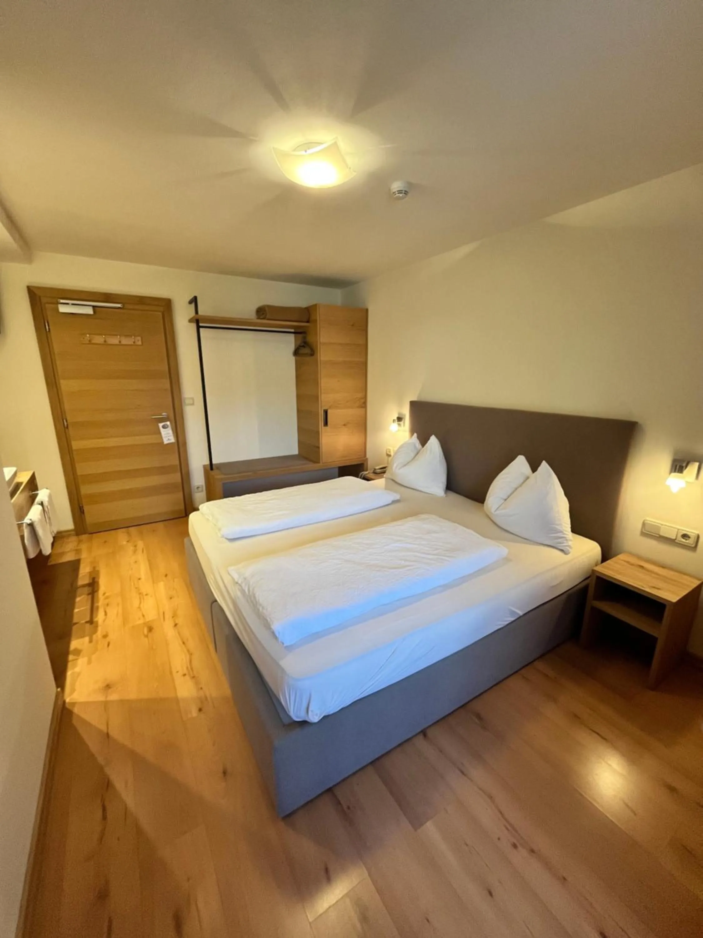 Photo of the whole room, Bed in Hotel Gasthof Kircher