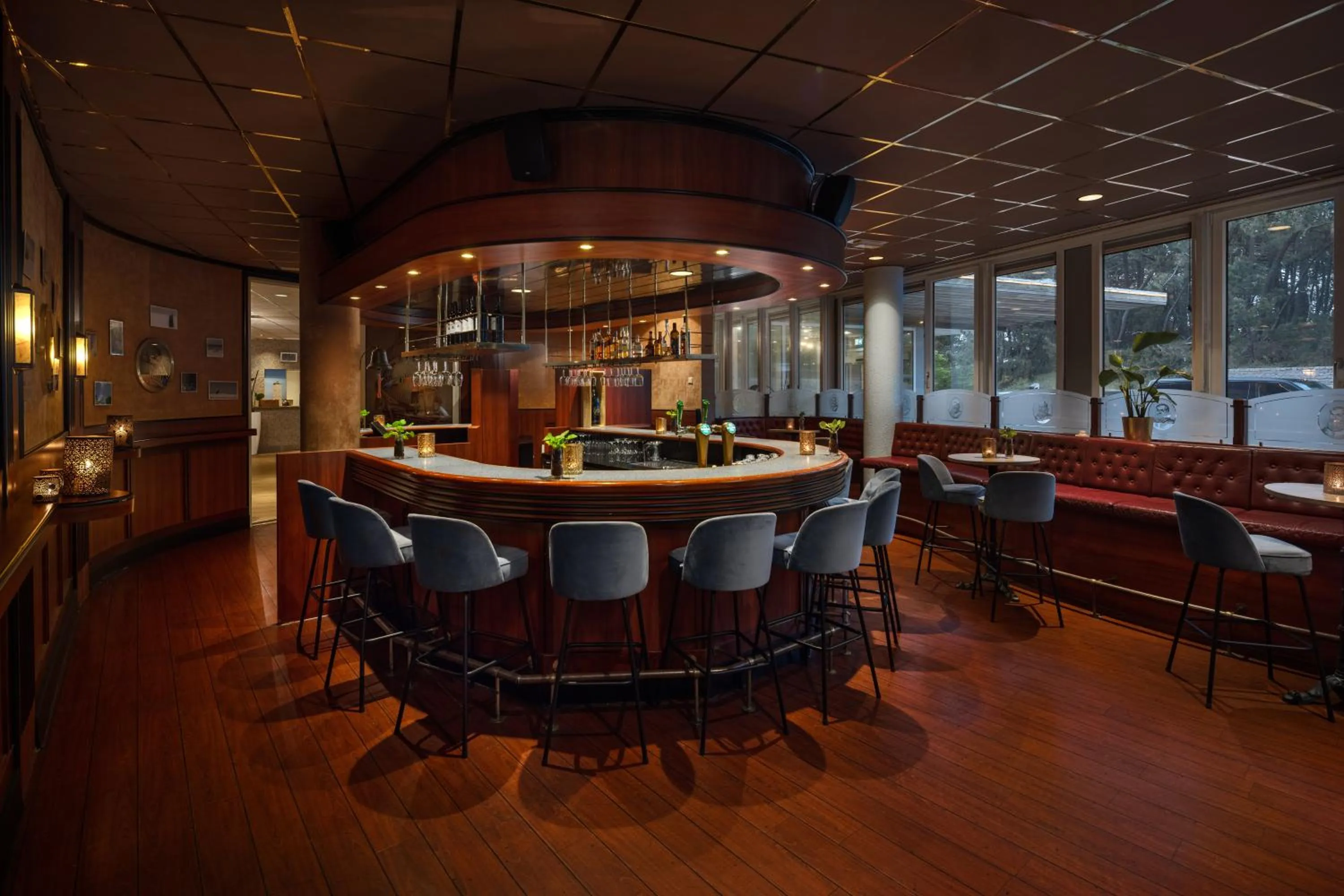 Lounge or bar in WestCord Hotel Schylge