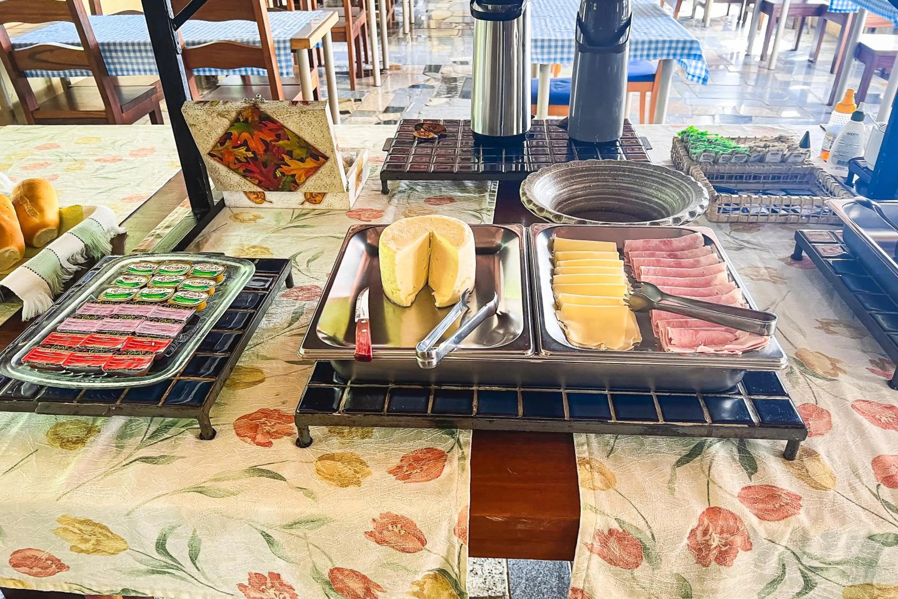 Food and drinks in VELINN Pousada Cesar