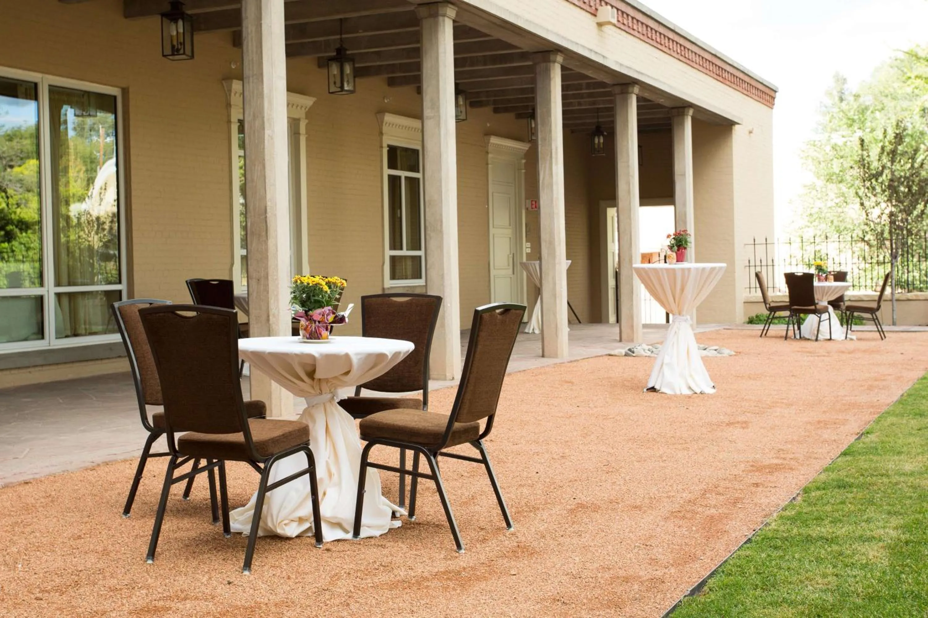 Property building in Drury Plaza Hotel in Santa Fe