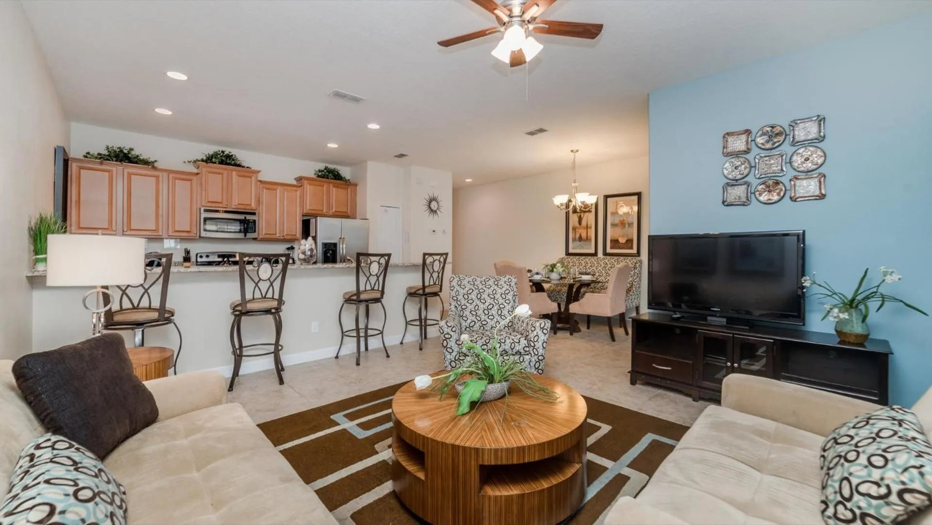 3031 Beach Palm