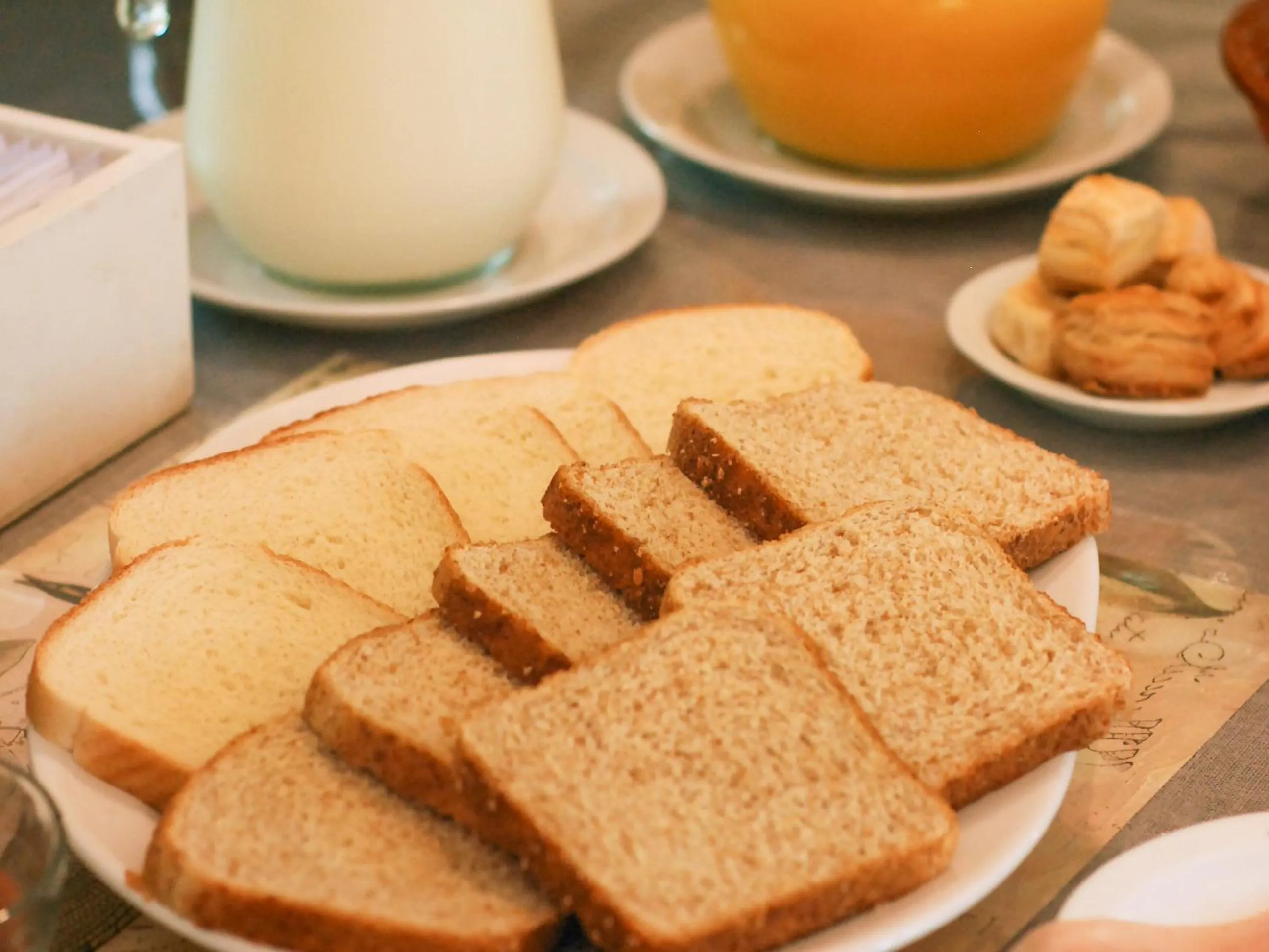 Breakfast in Posada Quellen