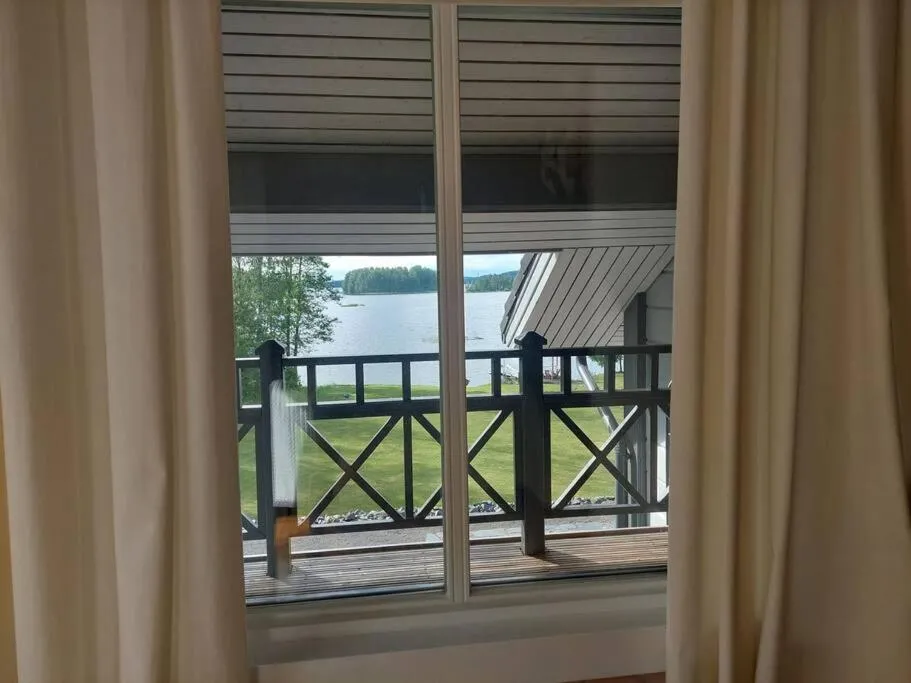 Villa Mustalahti
