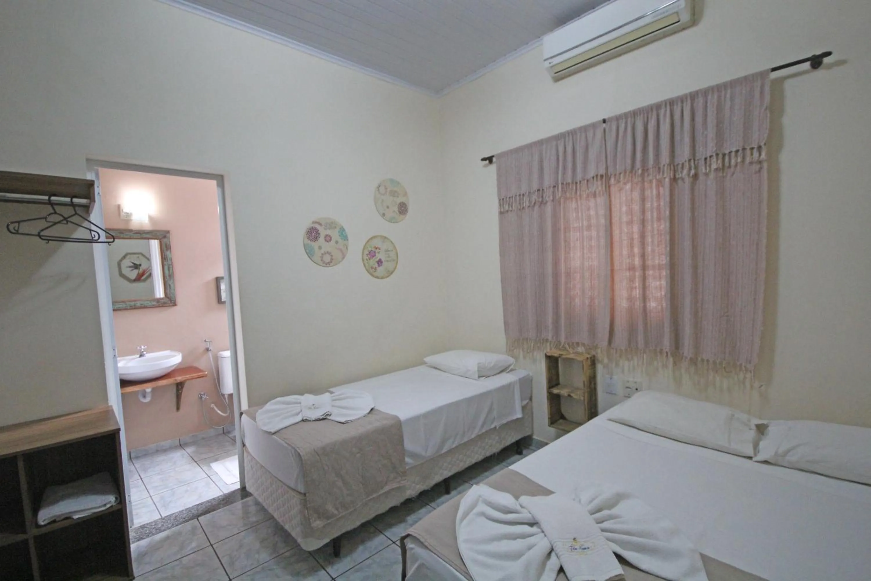 Photo of the whole room, Bed in Pousada Tia Nena