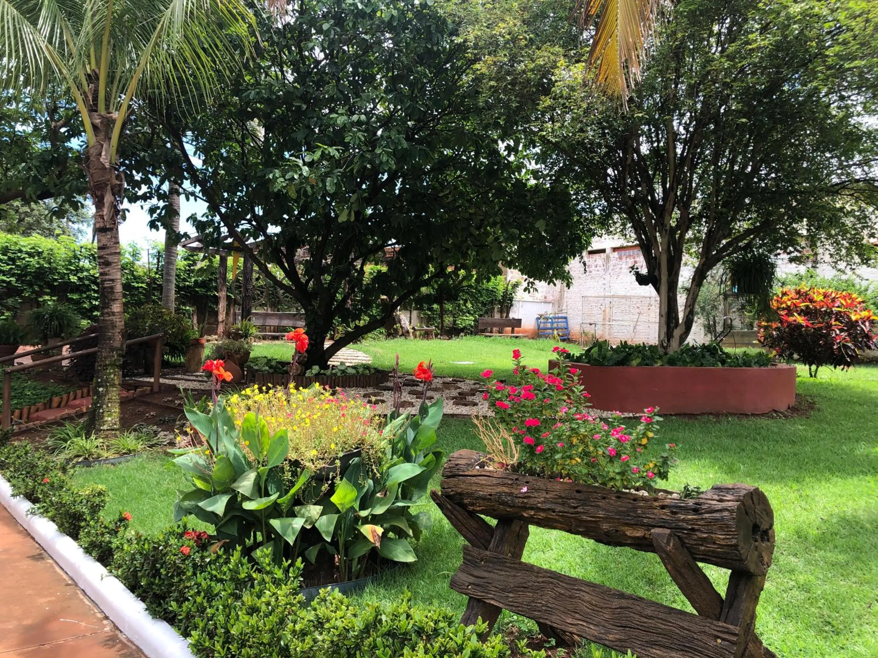 Garden view in Pousada Tia Nena