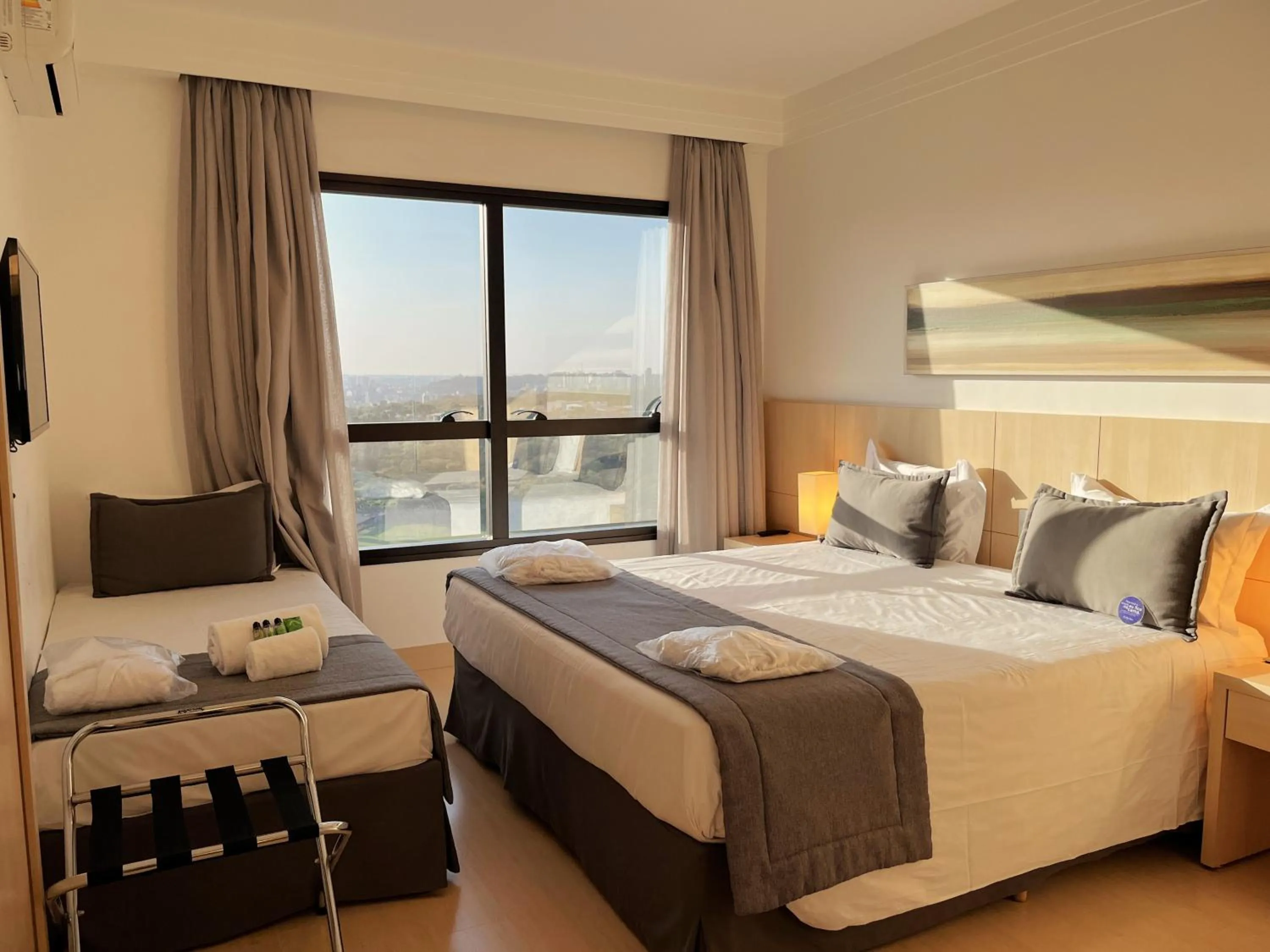 Bed in Hotel Mont Blanc Premium