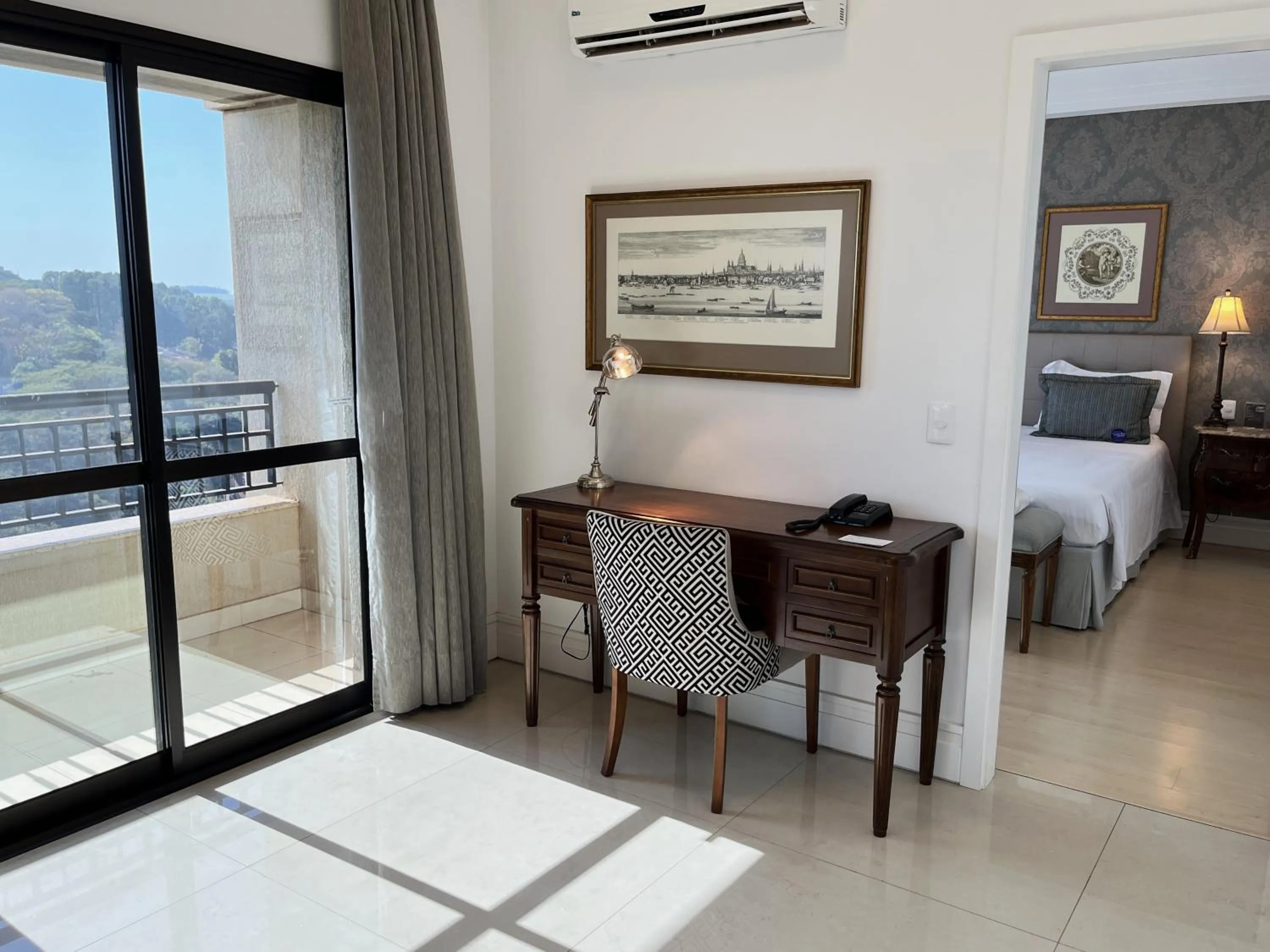 Bed in Hotel Mont Blanc Premium