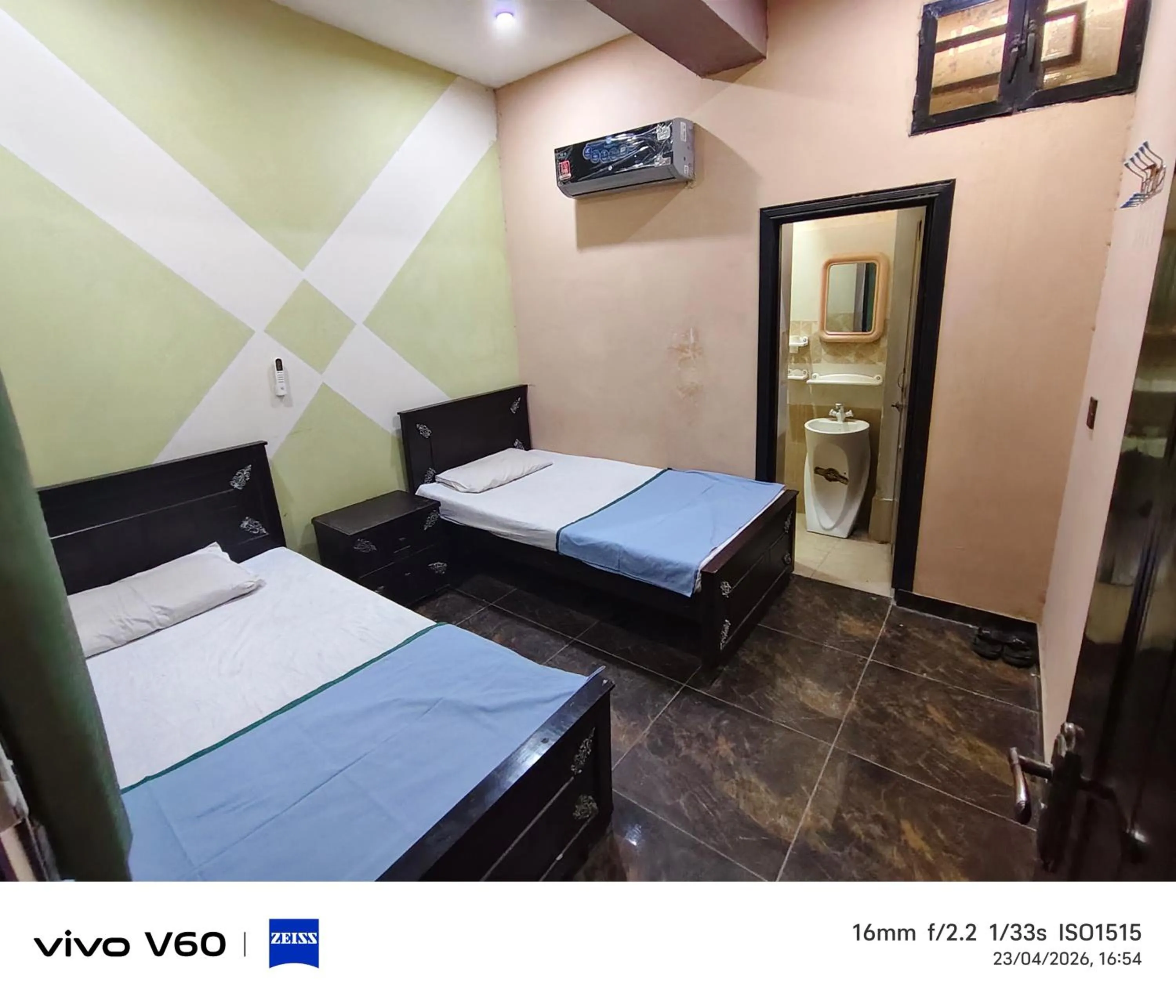 Bed in Al Qadir Residence