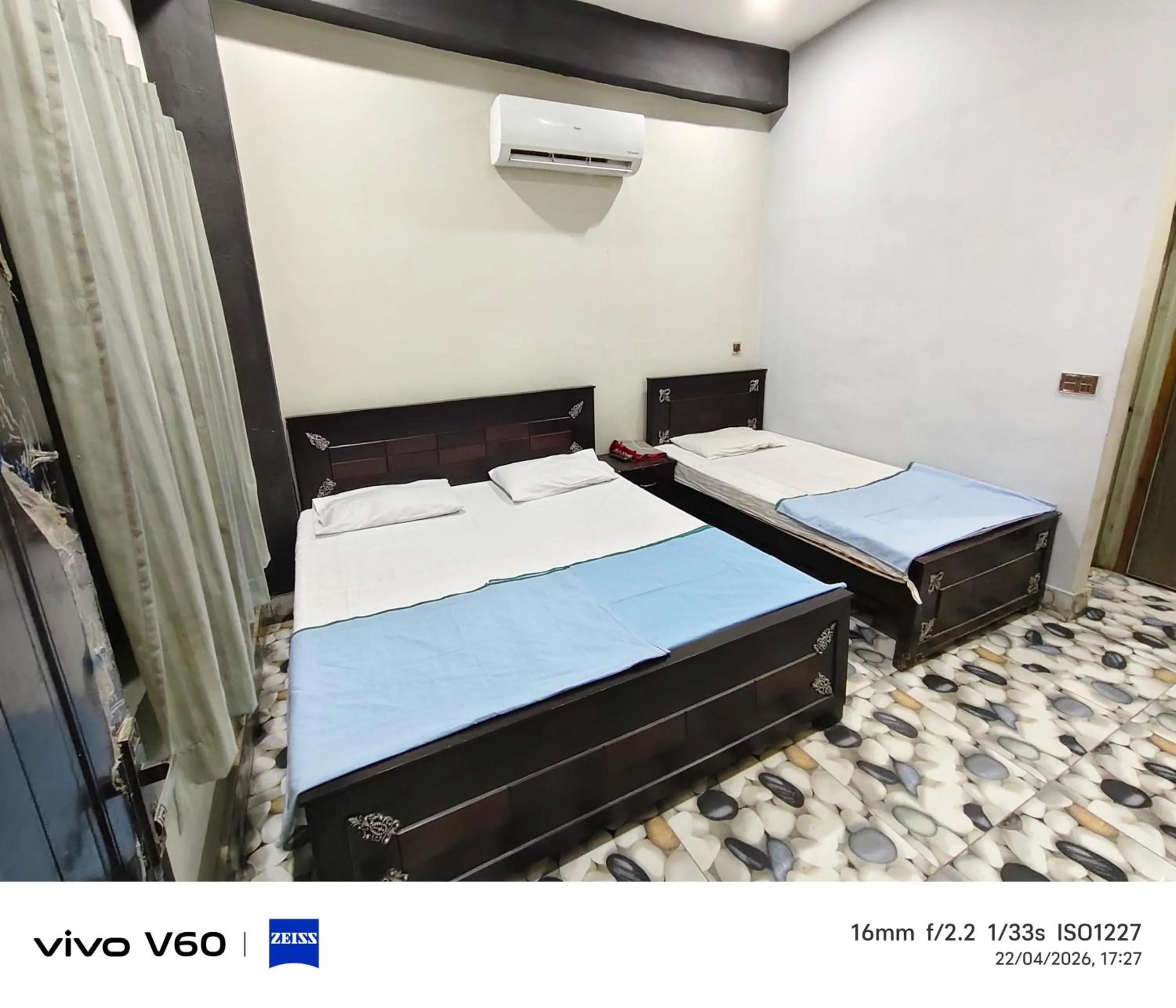 Bed in Al Qadir Residence