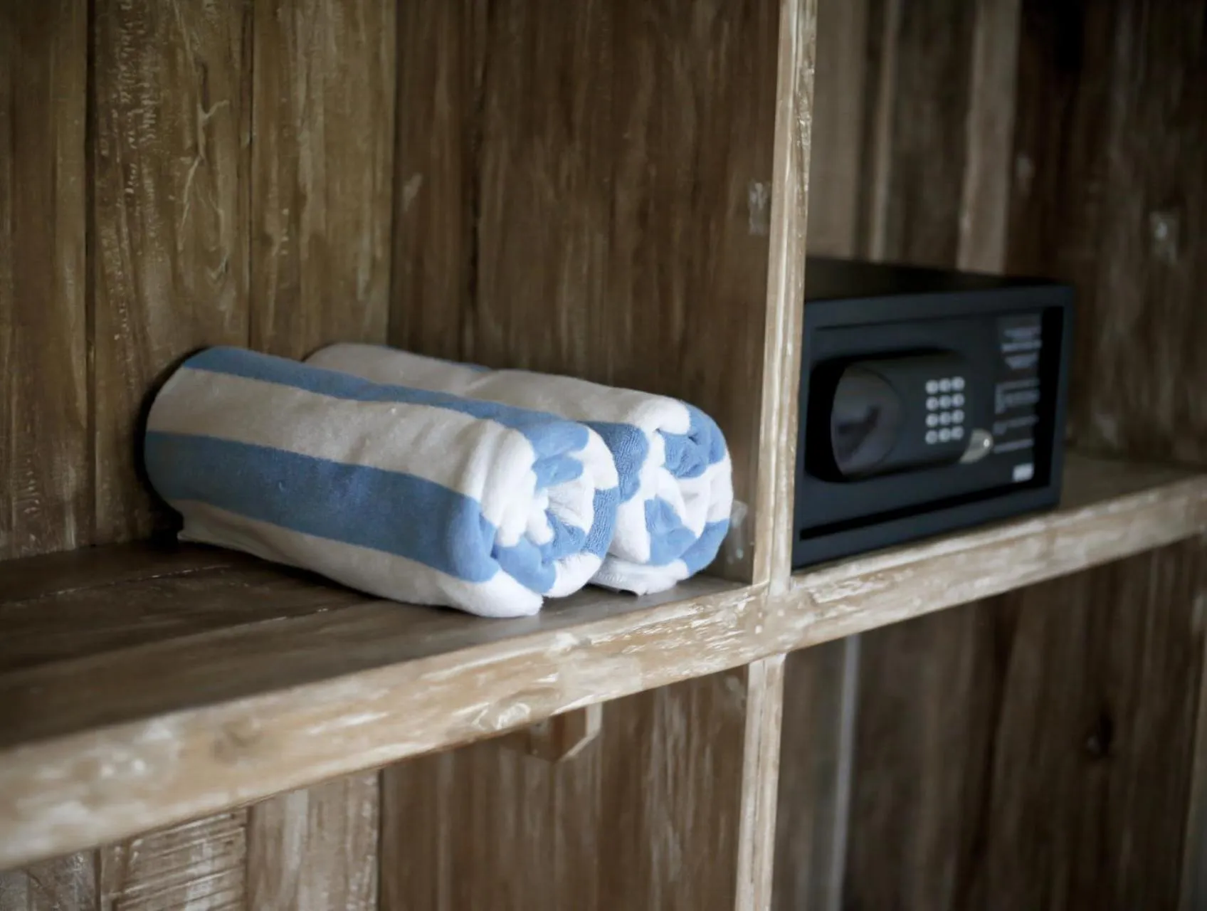 Area and facilities in Angsoka Bungalow