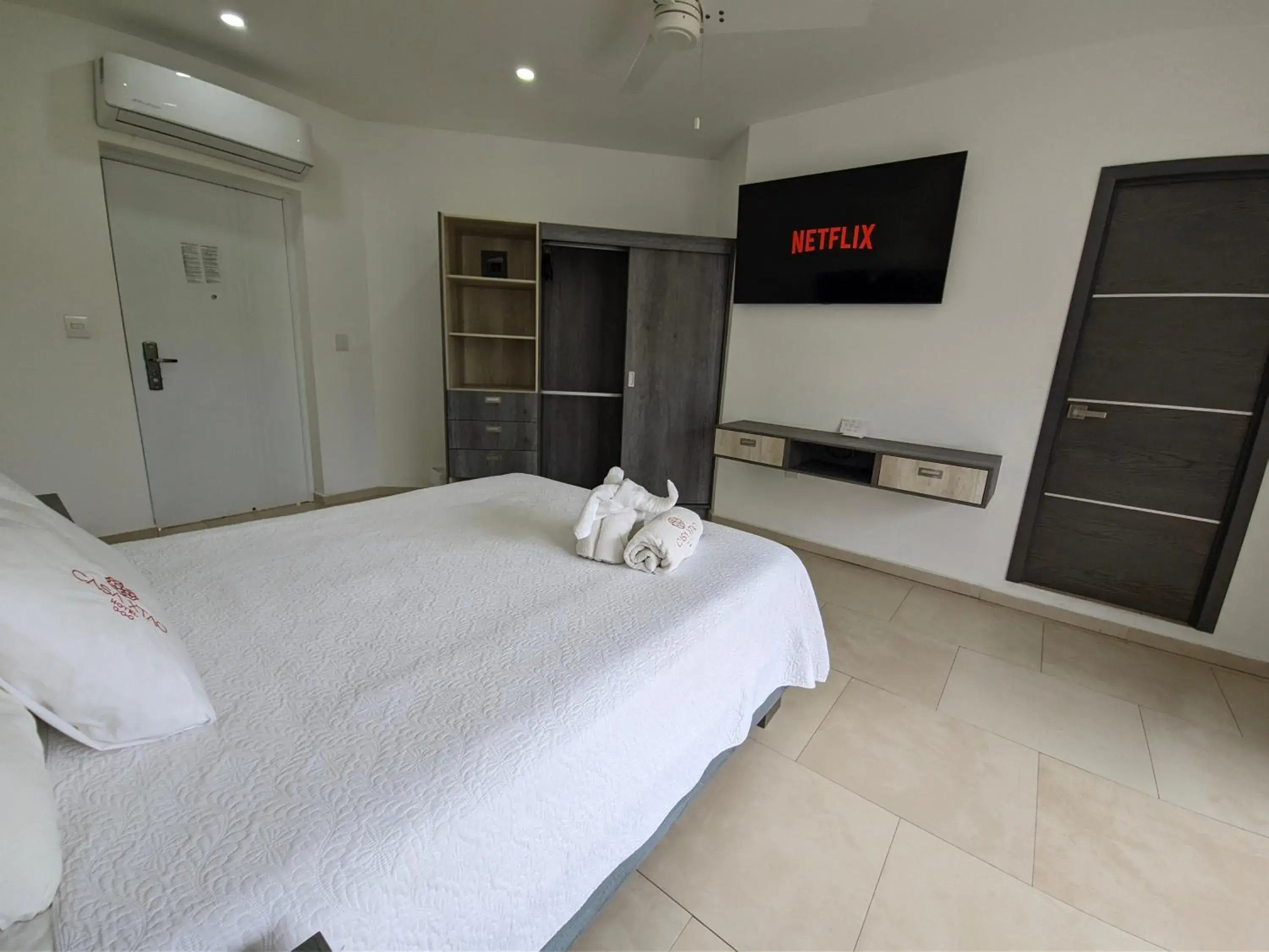 Bed in Casa Xtao Hotel Bed in Casa Xtao Hotel