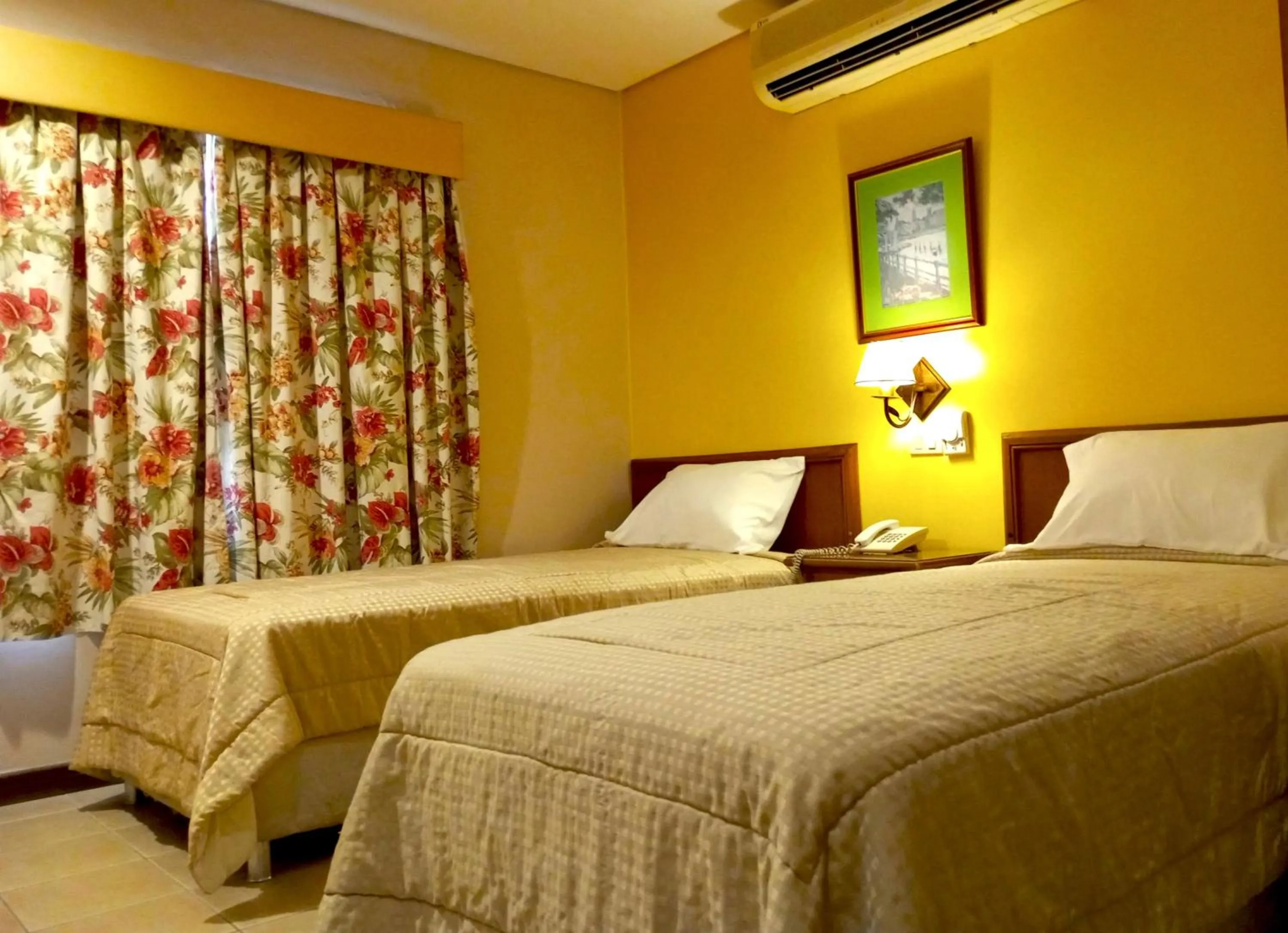 Bed in Hotel Bristol Asuncion