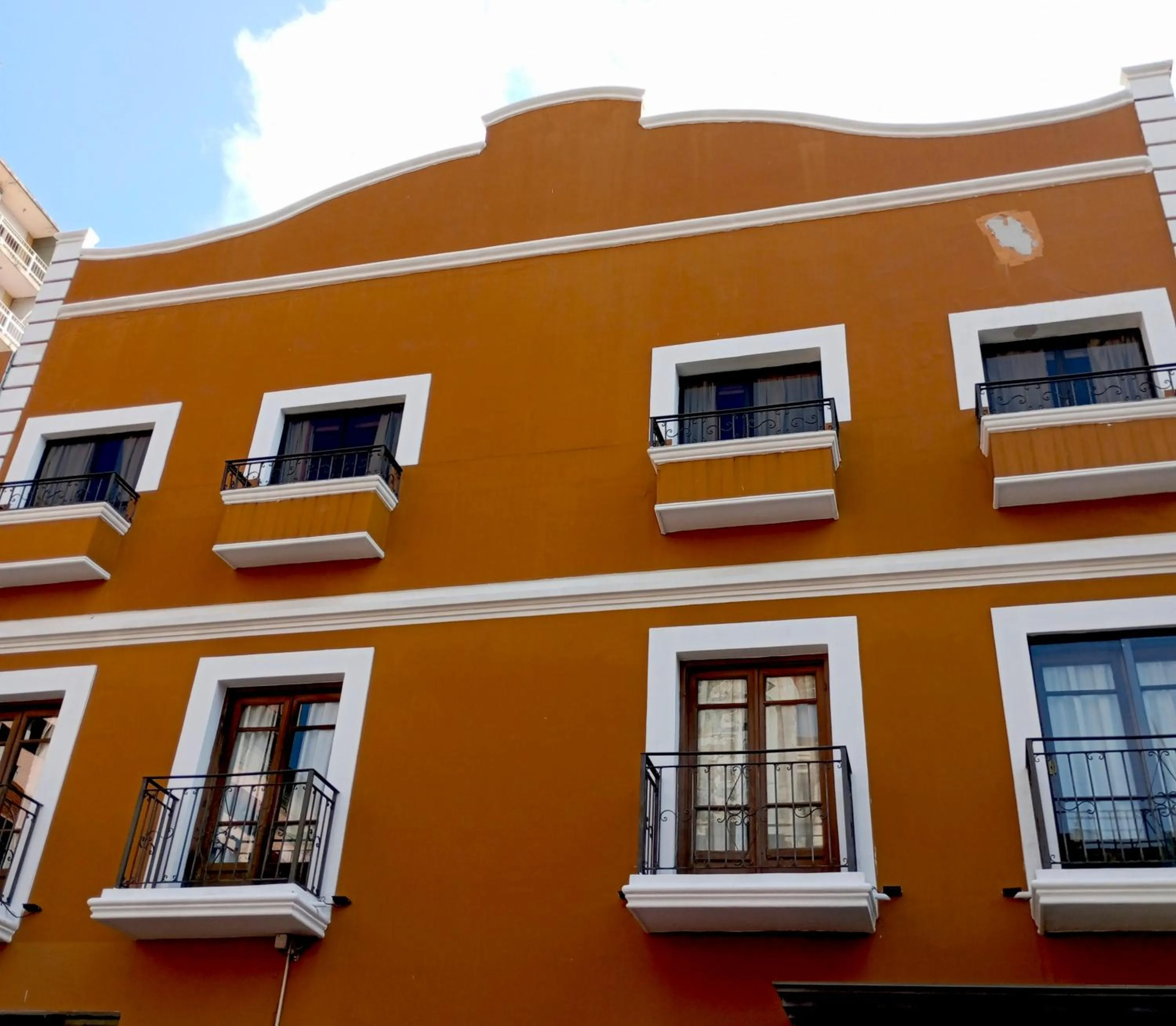 Facade/entrance in Hotel Bristol Asuncion