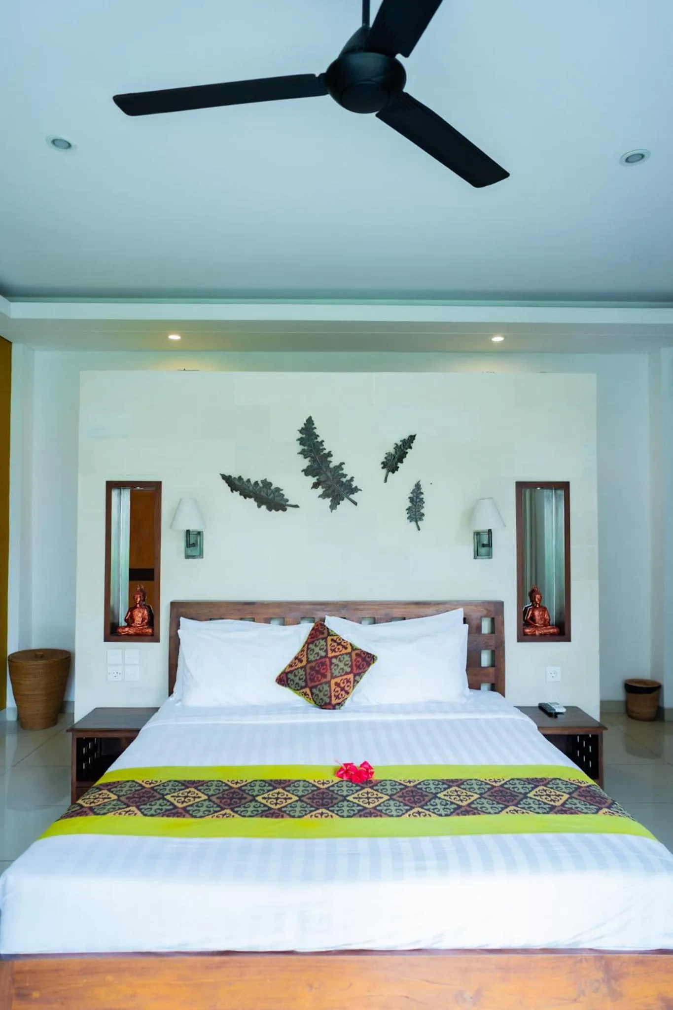 Bed in The Kumpi Villas