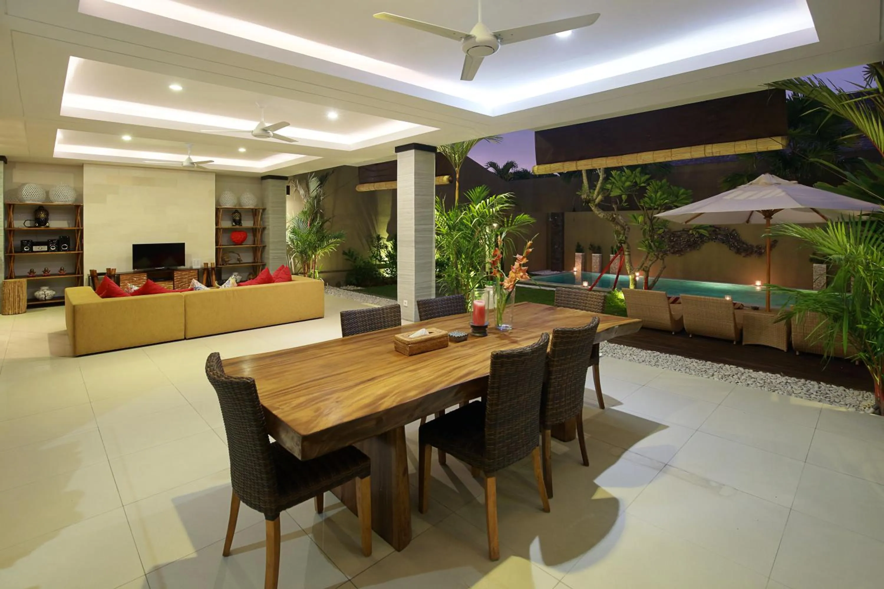 Garden in The Kumpi Villas