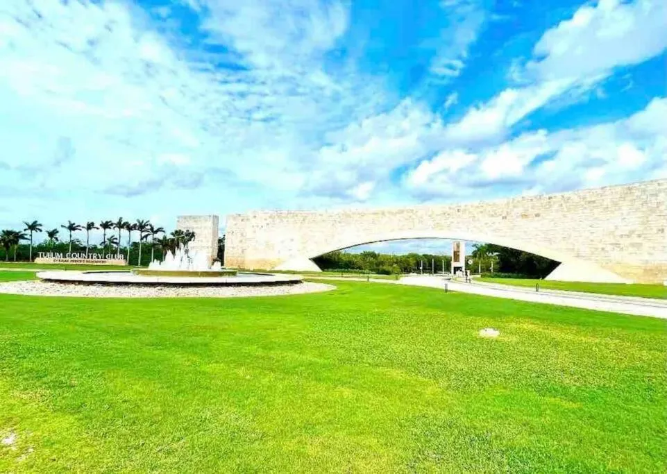 Luxury Apartment with M Benz and & Driver Included