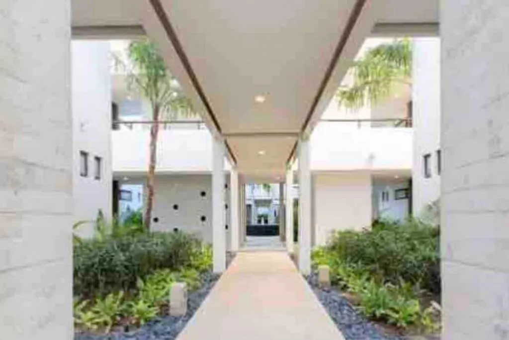 Luxury Apartment with M Benz and & Driver Included