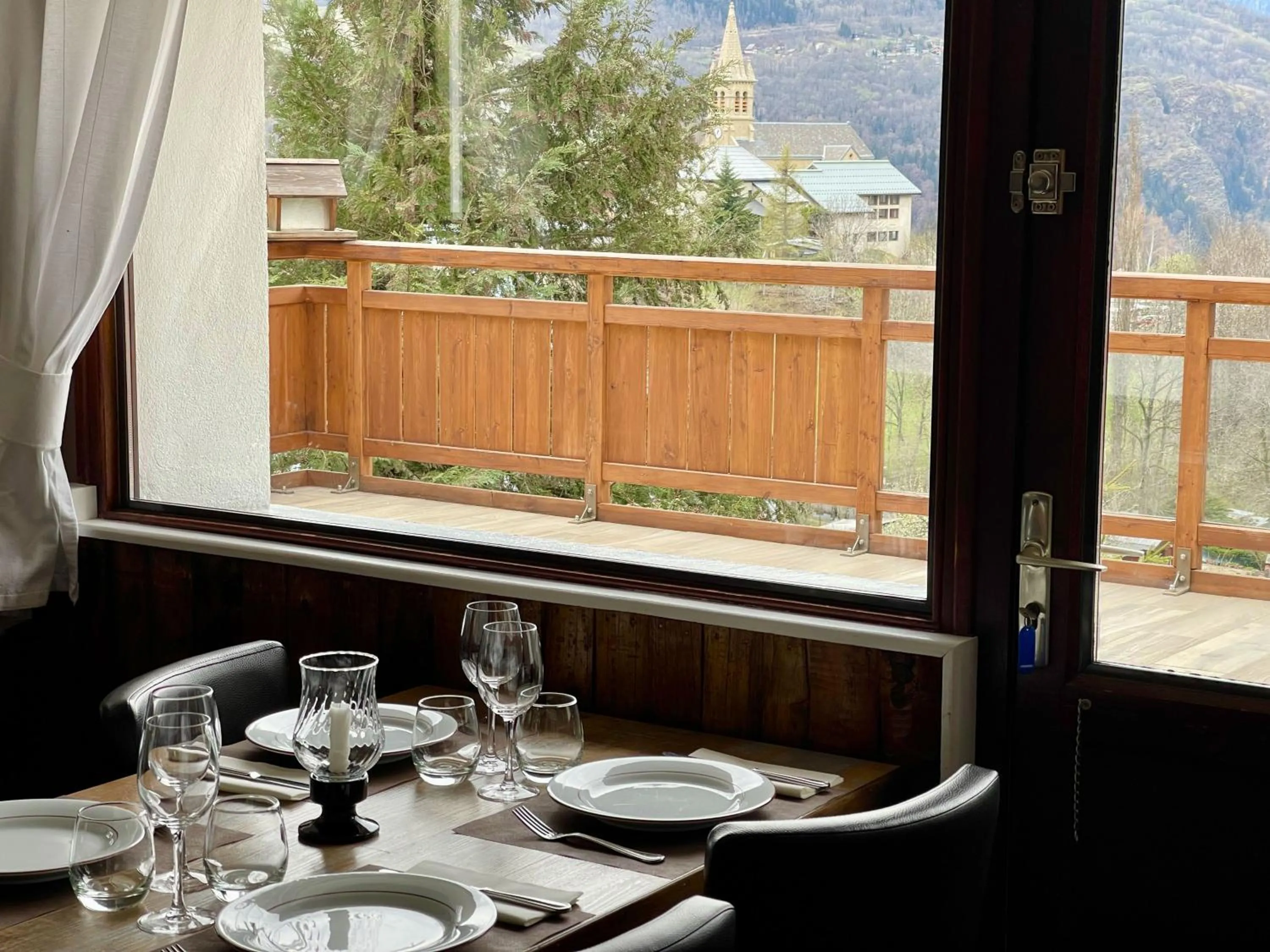 Restaurant/places to eat in Hôtel Chalet Le Panoramique