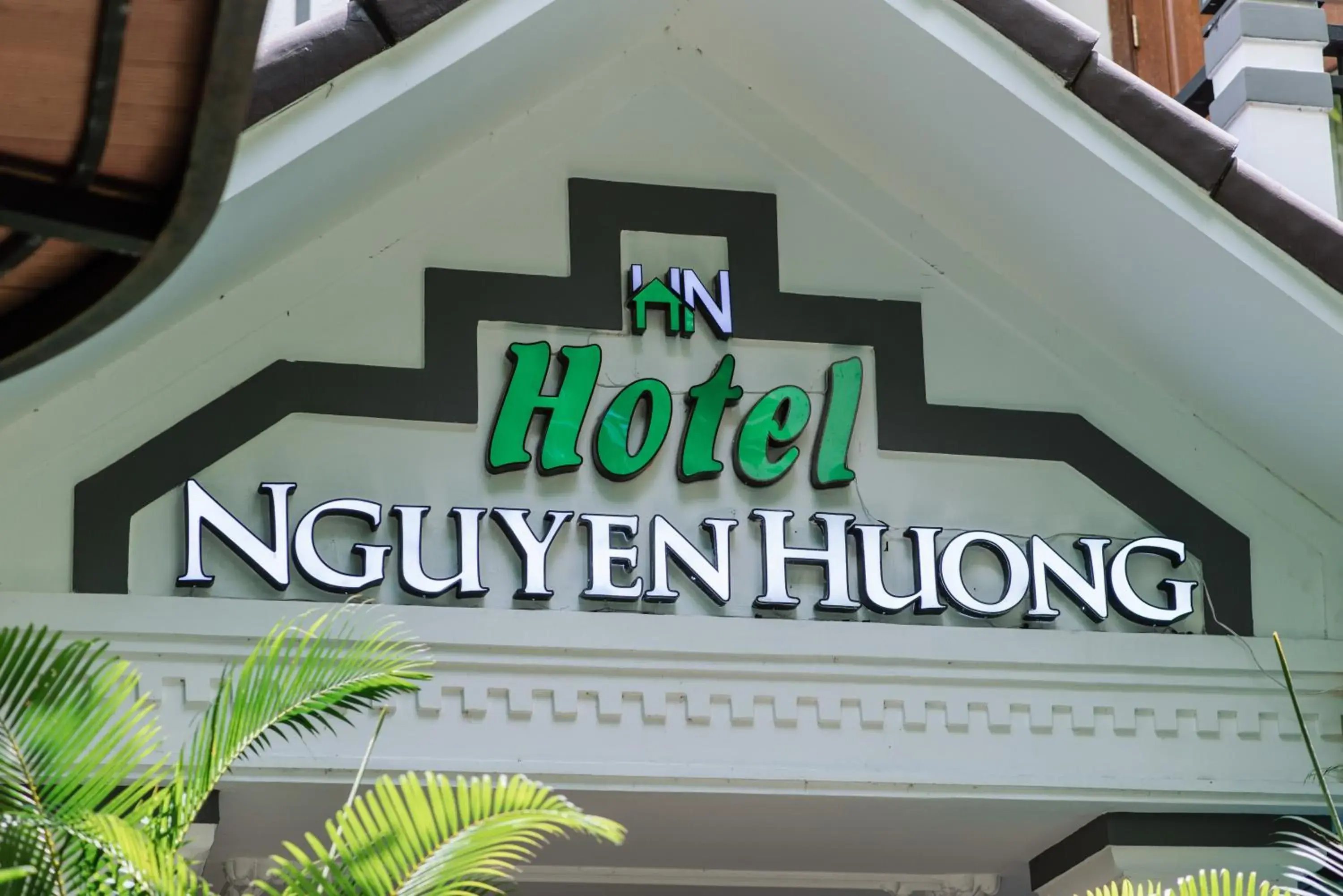 Property building in Nguyên Hương Hotel Property building in Nguyên Hương Hotel