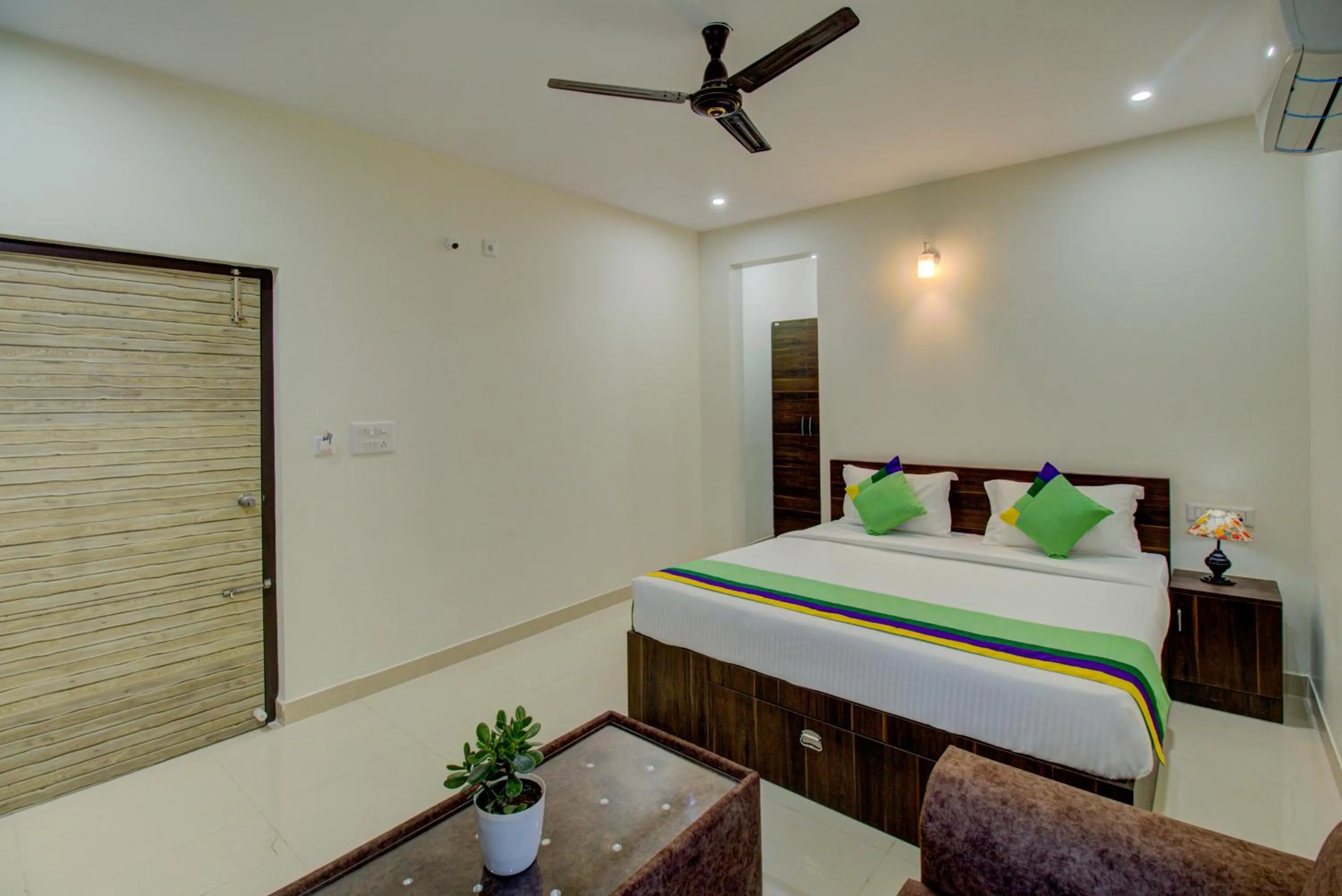 Bedroom, Bed in Treebo Fortune Stay Inn