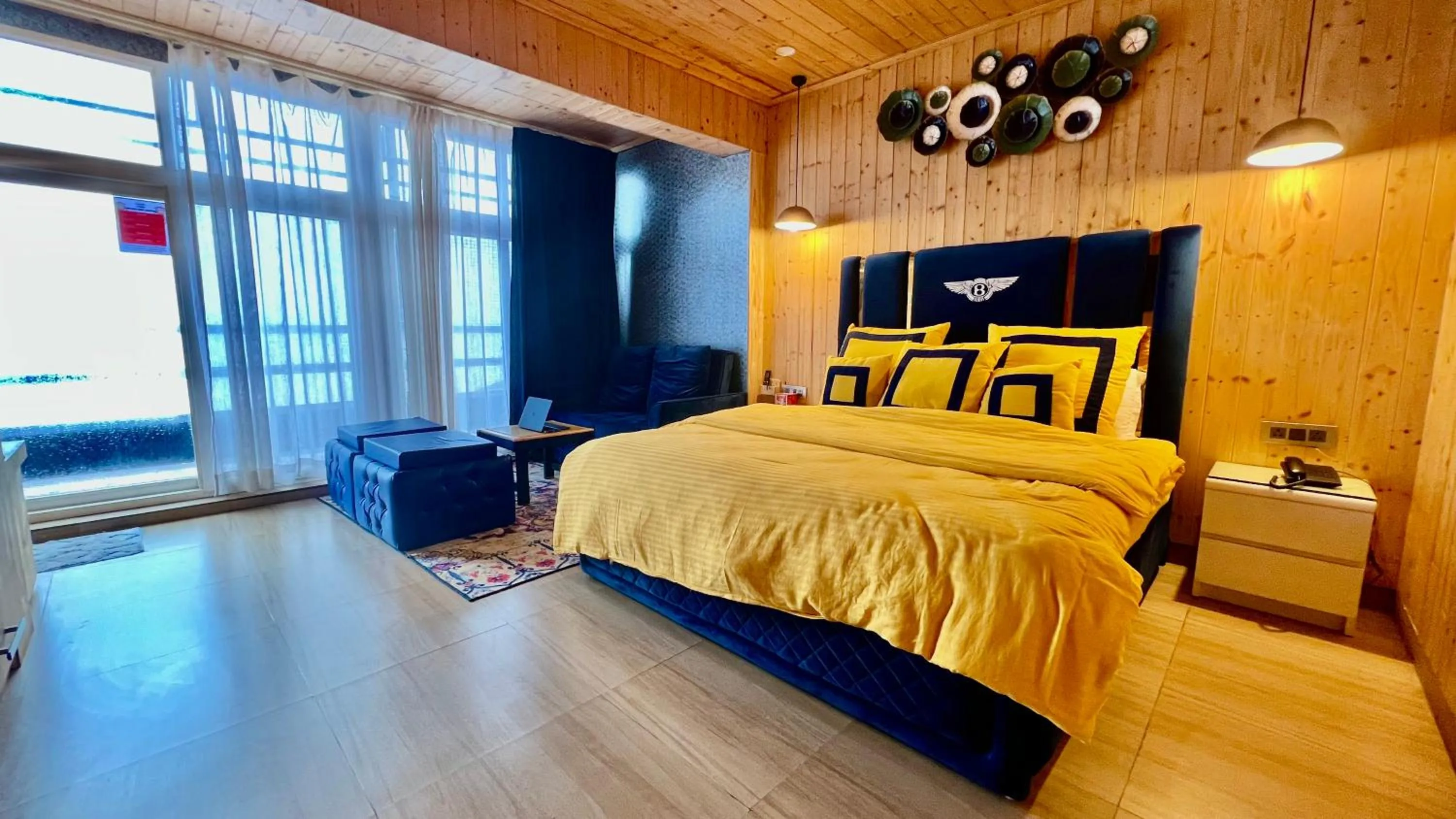 Bedroom, Bed in Clarence Cottage