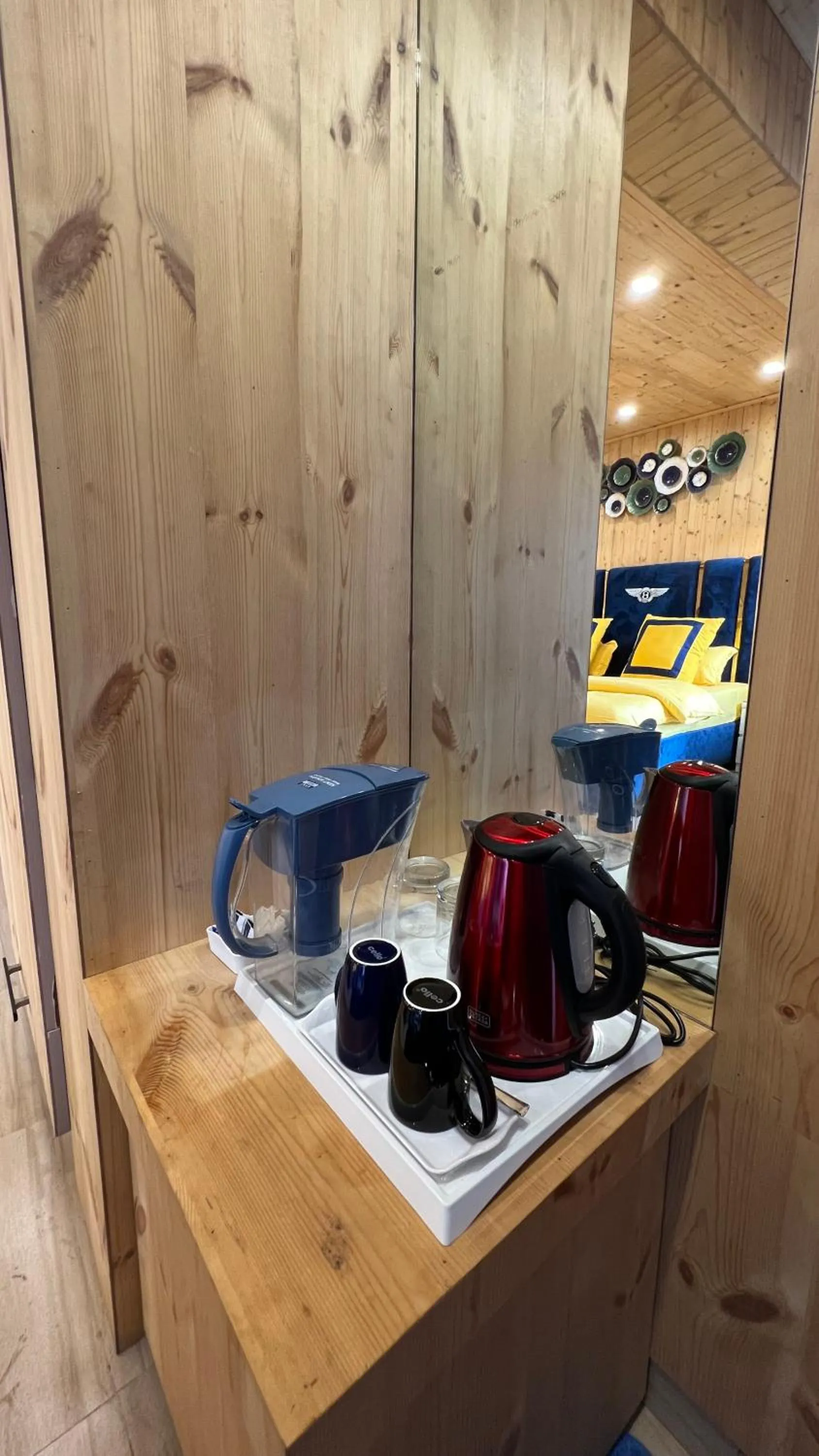 Coffee/tea facilities in Clarence Cottage