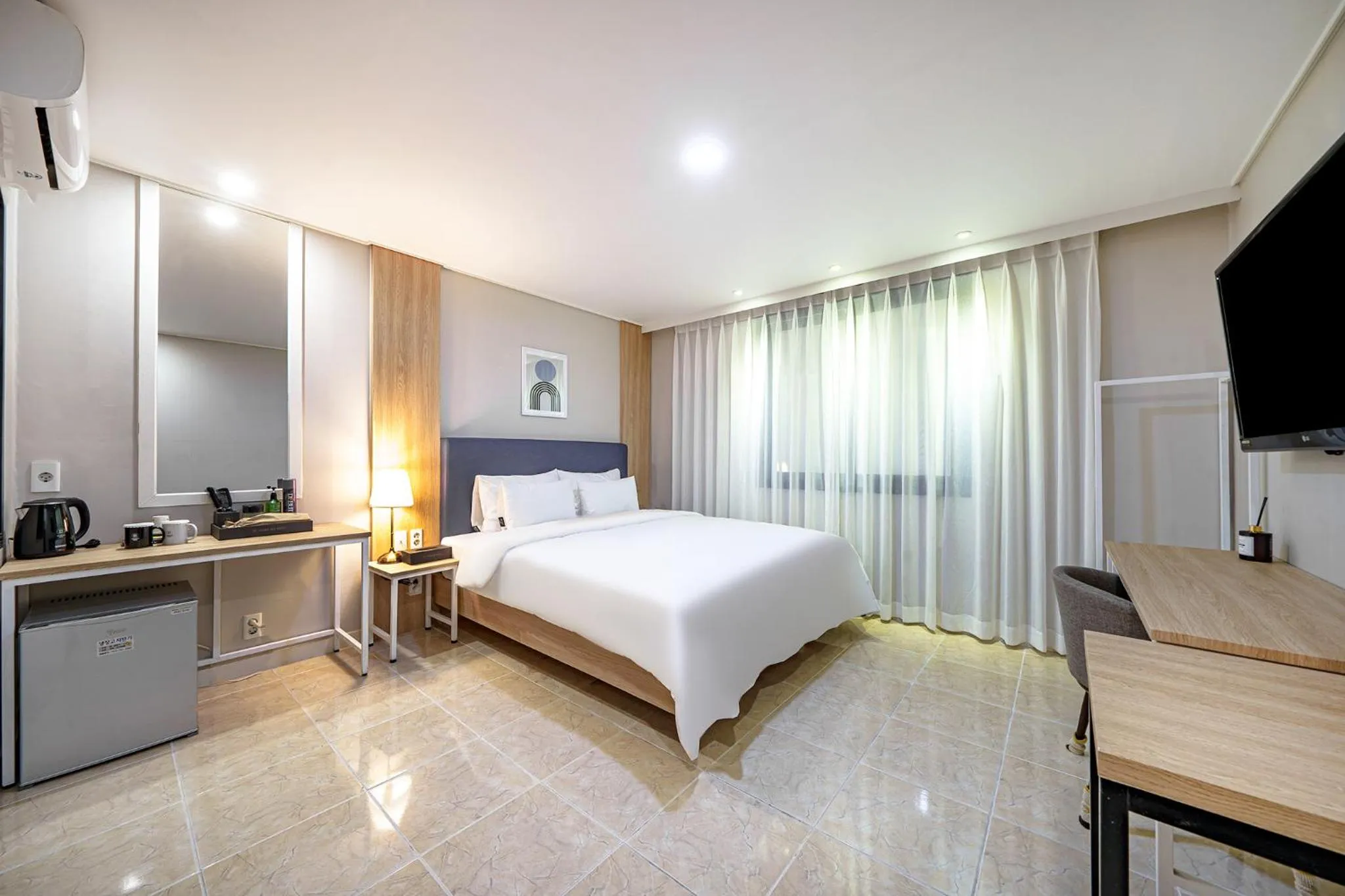 Bed in Brown Dot Hotel Angang