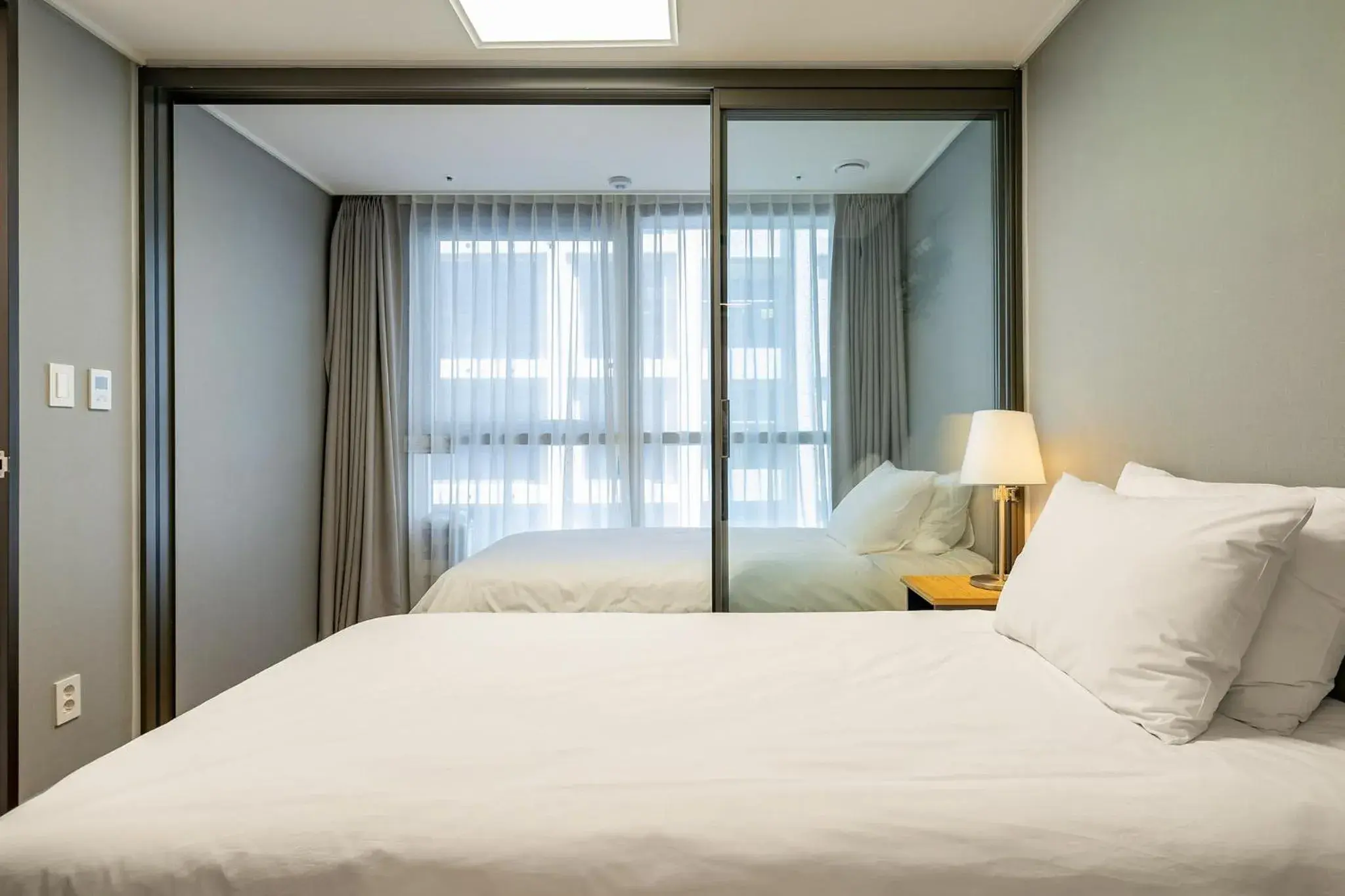 Bed in UH FLAT The SEOCHO Bed in UH FLAT The SEOCHO