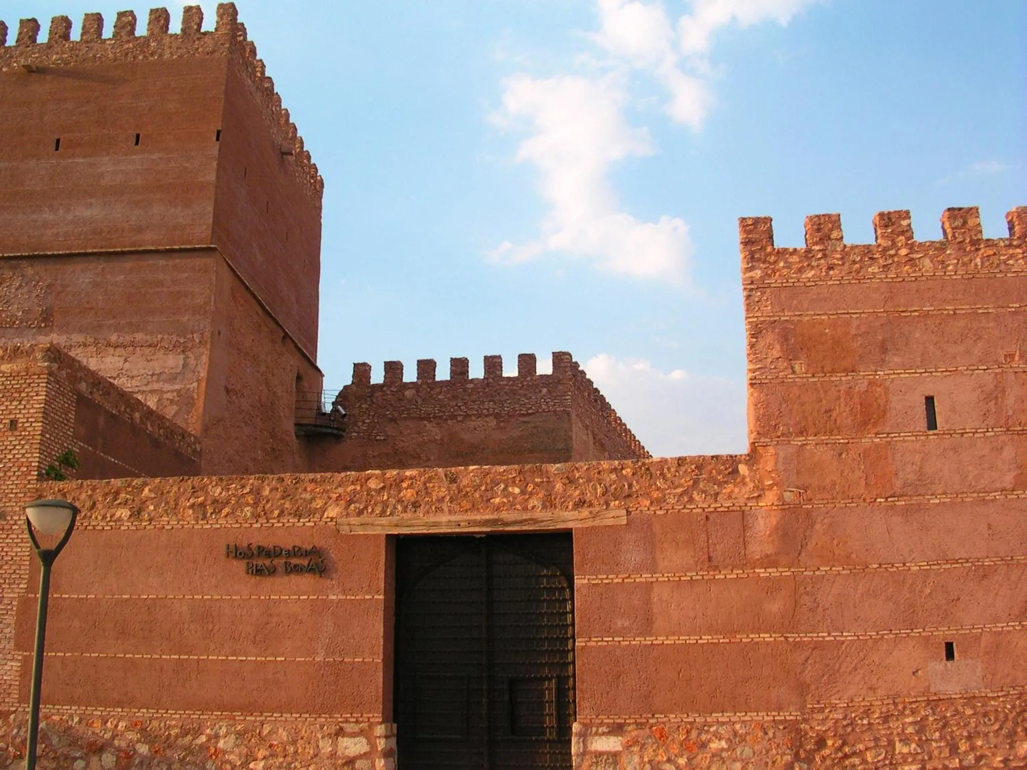 Facade/entrance in Castillo De Pilas Bonas