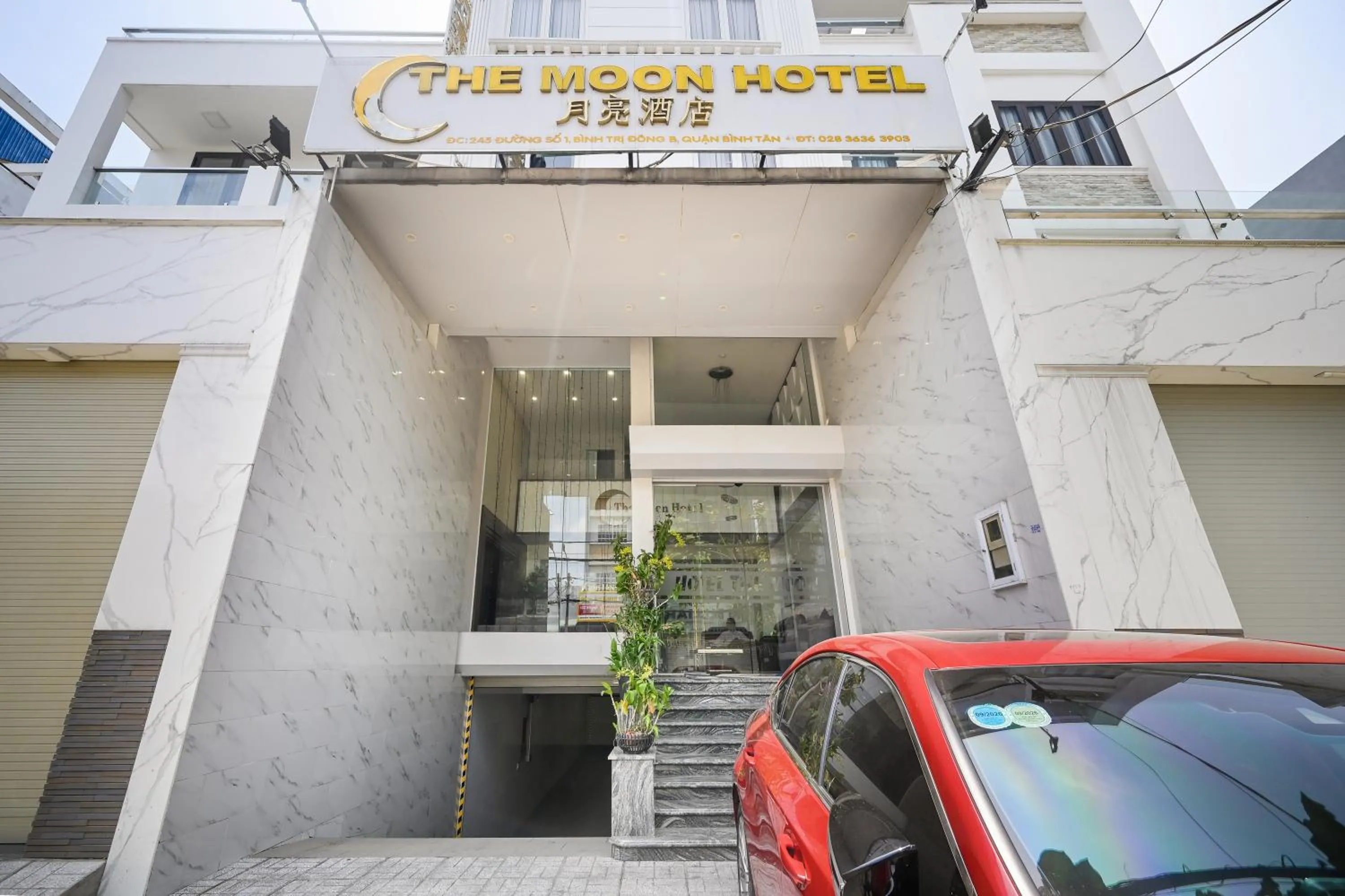 Lobby or reception in The Moon 2 Hotel