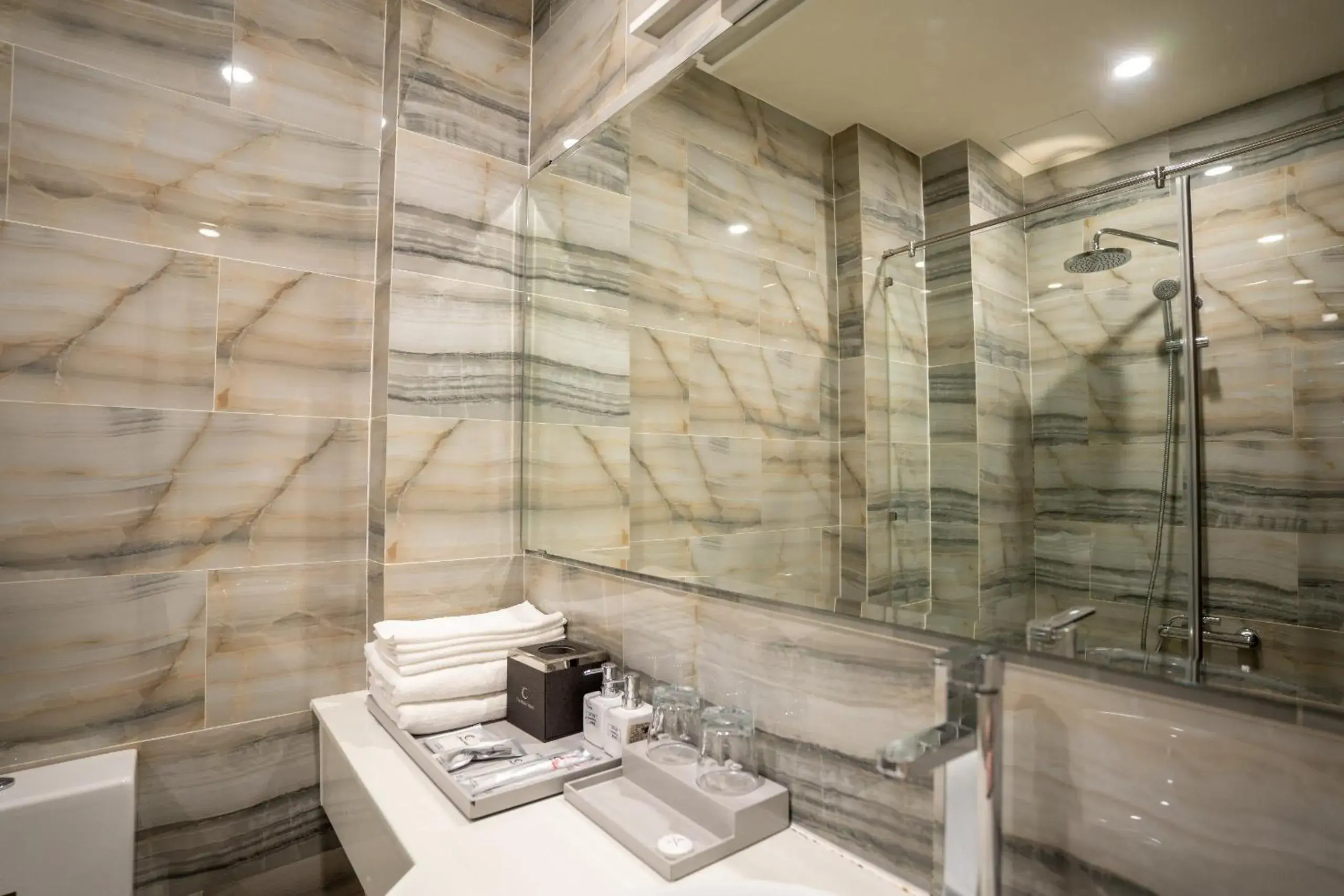 Deluxe Double Room in The Moon Hotel Deluxe Double Room in The Moon Hotel