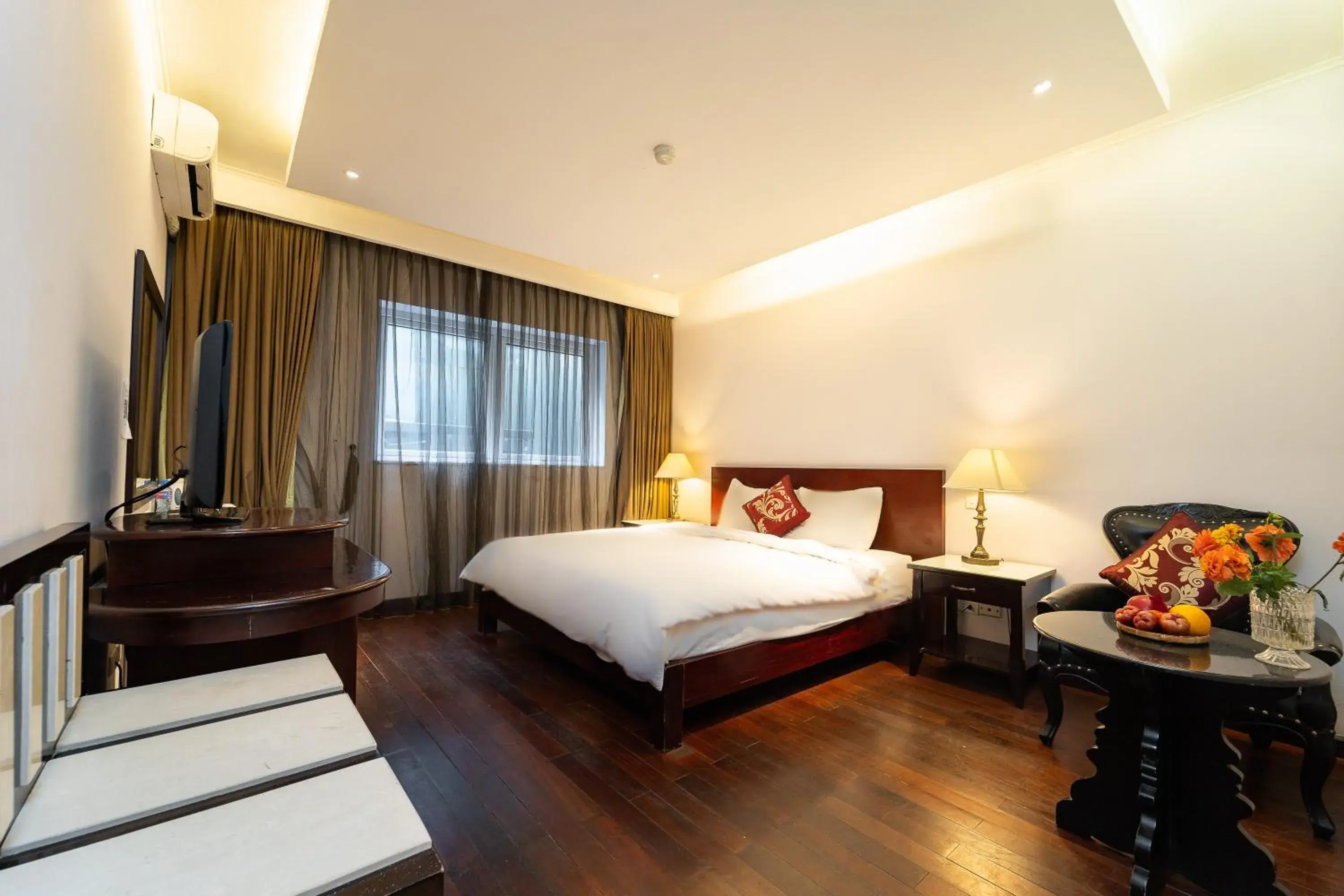 Bed in Ha Noi Memory Central Hotel And Spa Bed in Ha Noi Memory Central Hotel And Spa