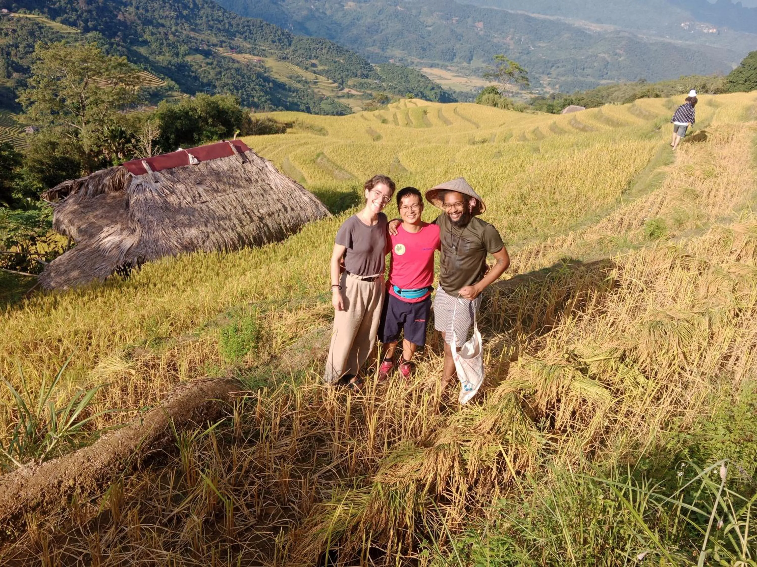 group of guests in Ha Giang Yolo House and Loop Tours