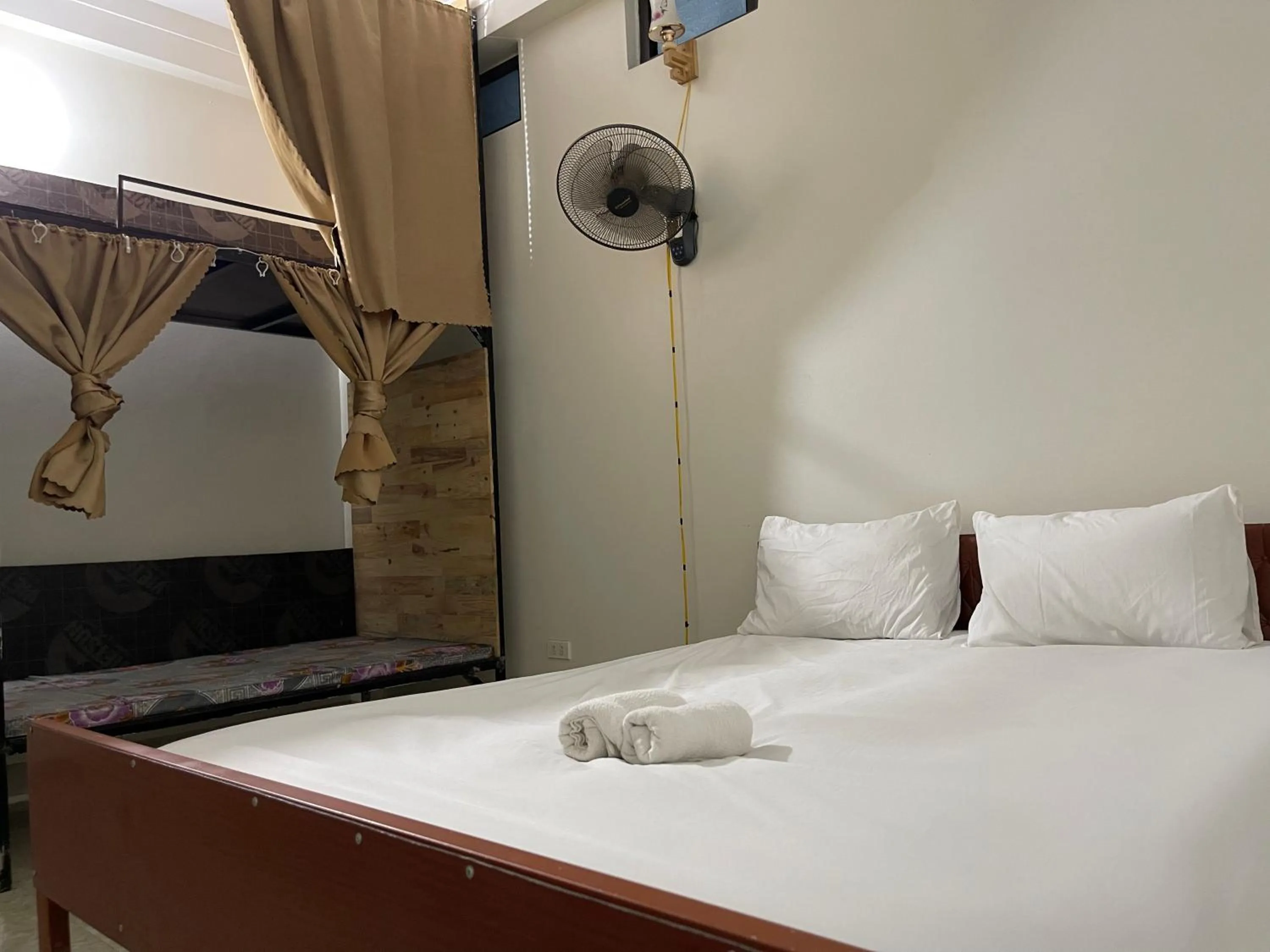 Bed in Ha Giang Yolo House and Loop Tours