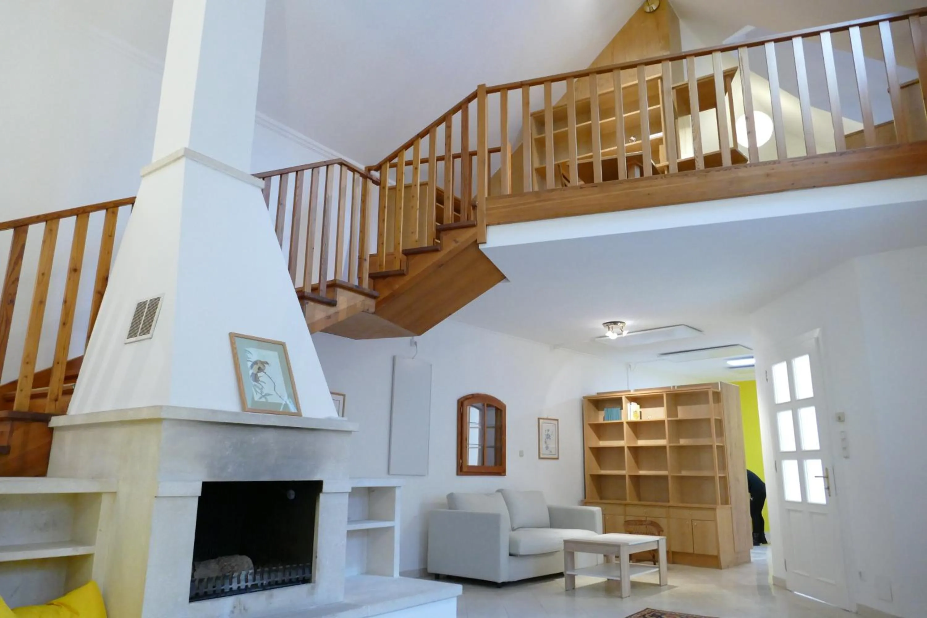 Traumhafte Maisonnette mit Kamin